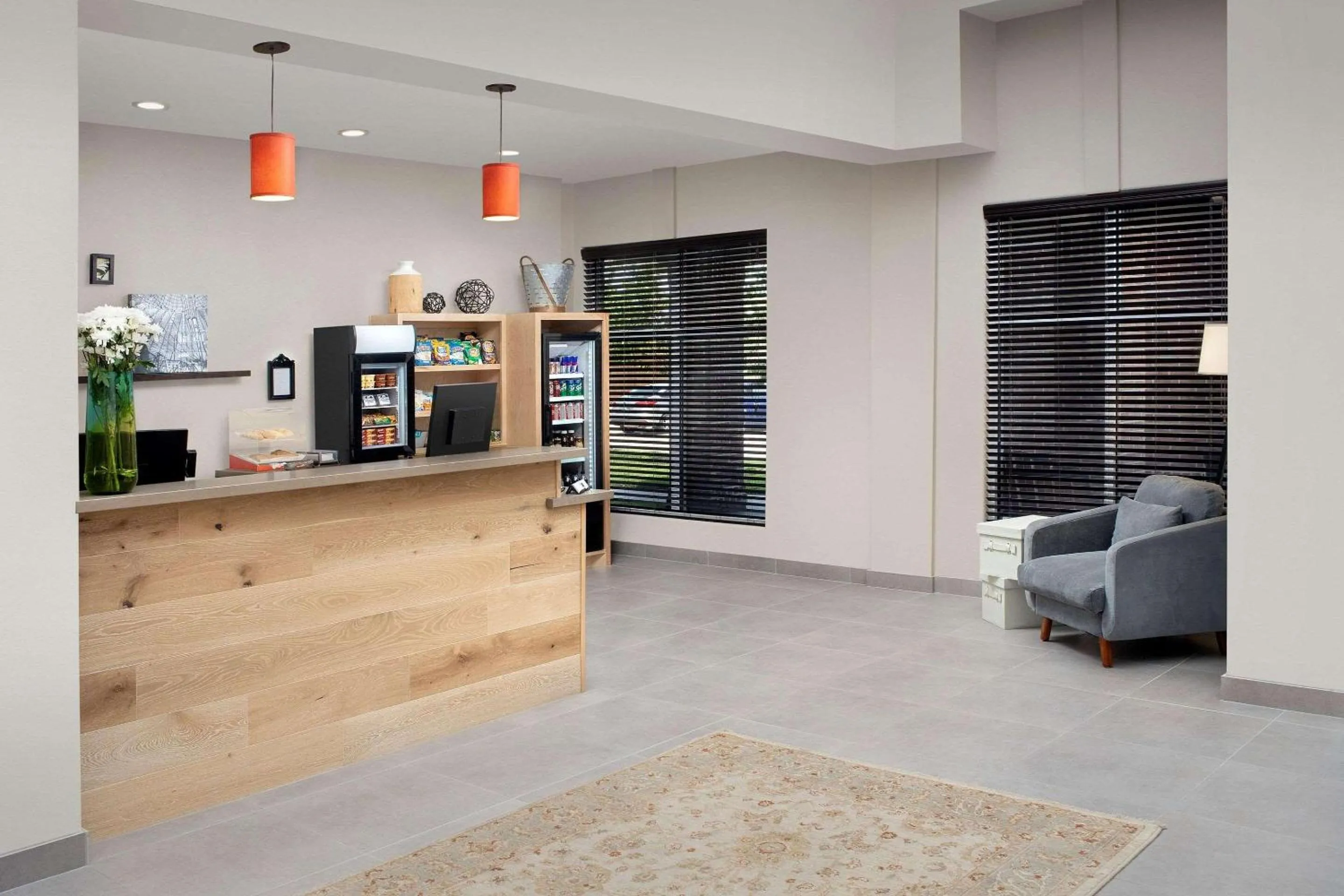 Lobby or reception in Country Inn & Suites by Radisson, Houston Intercontinental Airport East, TX