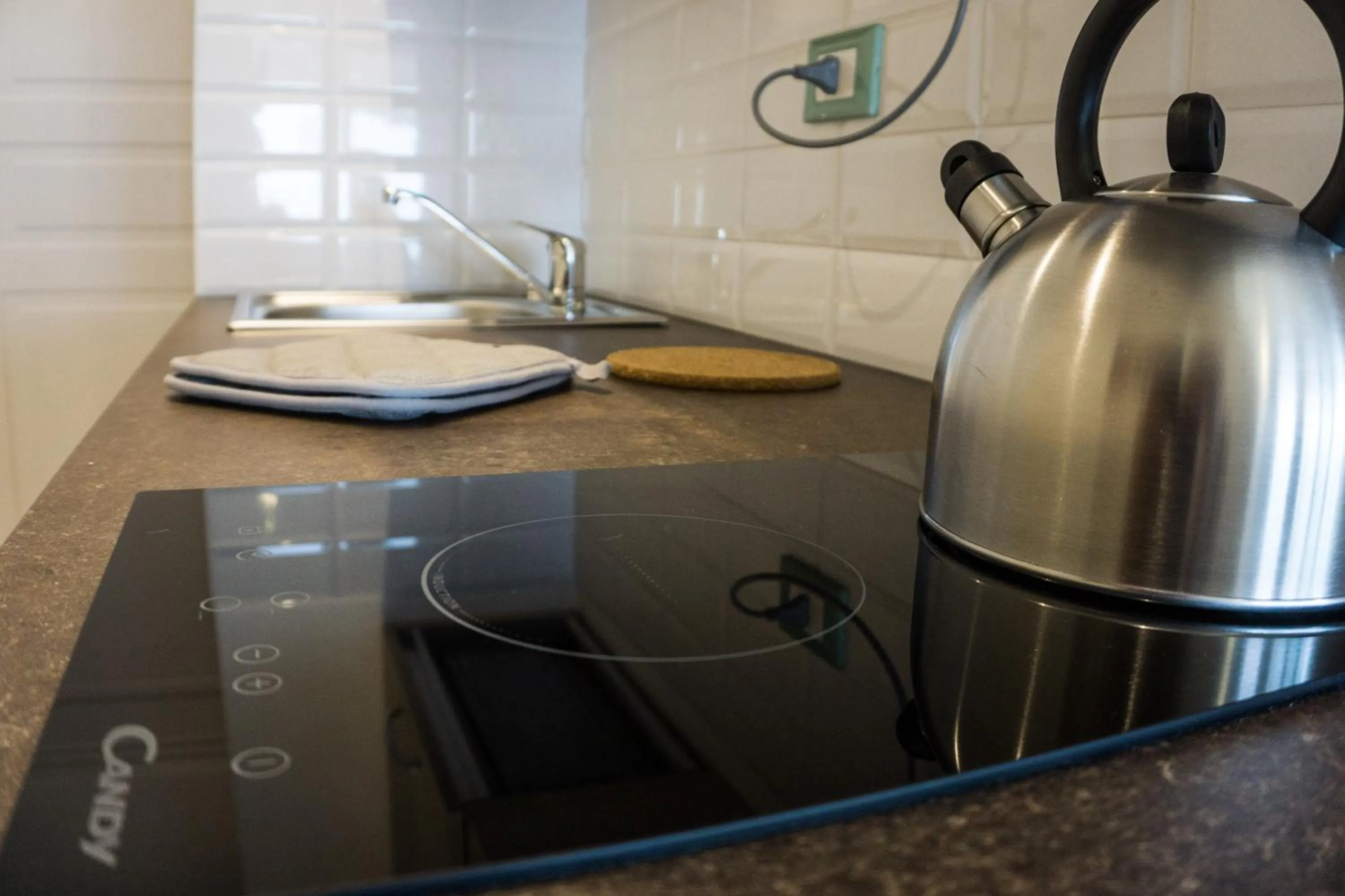 Coffee/tea facilities in IG-Tysandros Apartments