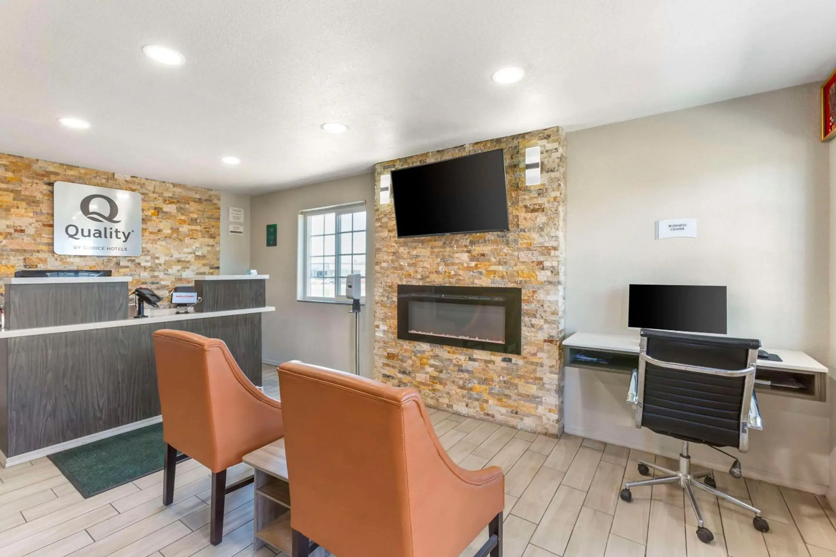 Lobby or reception in Quality Inn Show Low Lobby or reception in Quality Inn Show Low
