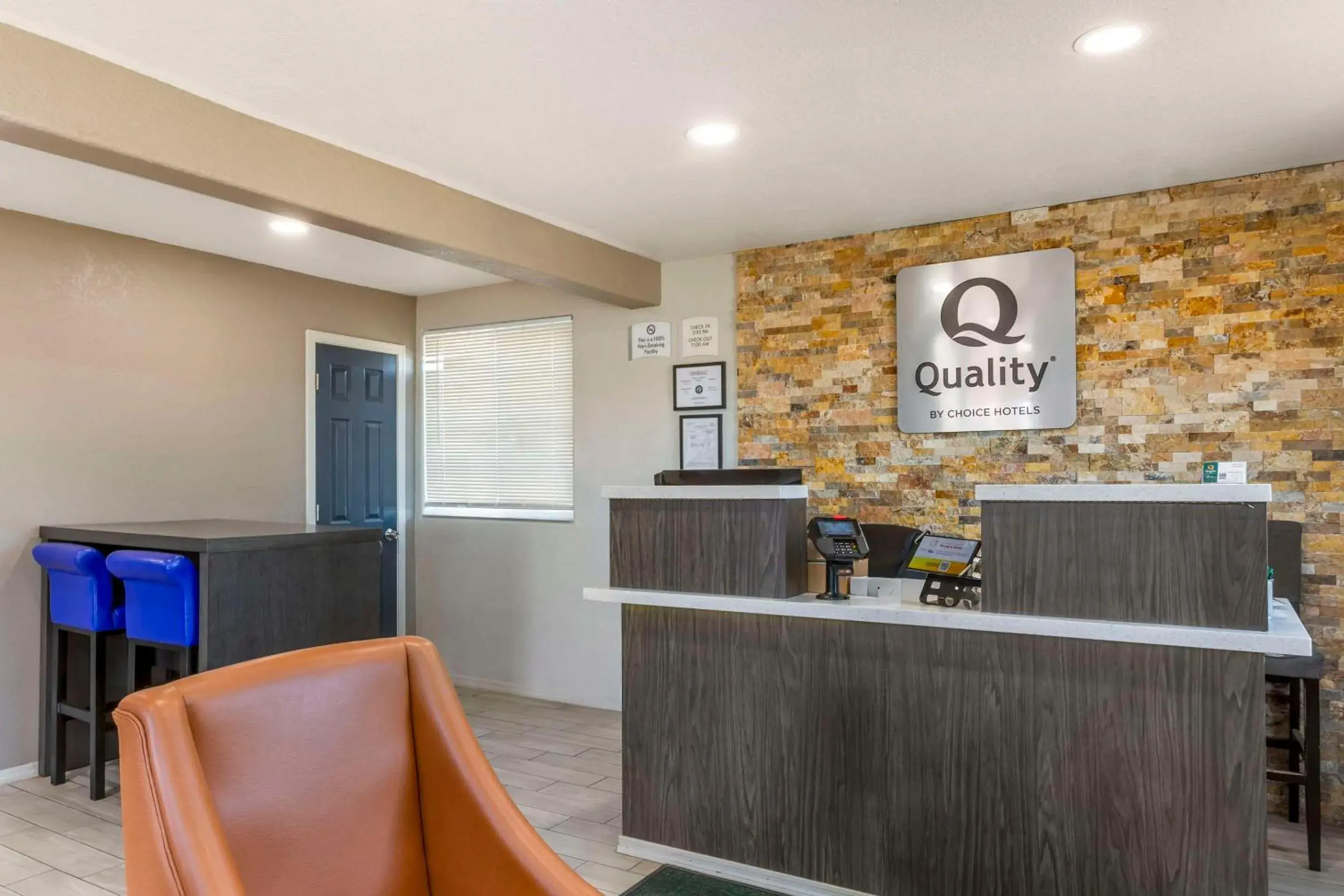 Lobby or reception in Quality Inn Show Low Lobby or reception in Quality Inn Show Low