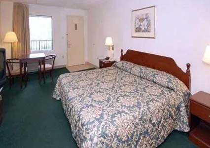 Bed in Country Hearth Inn & Suites Dawson