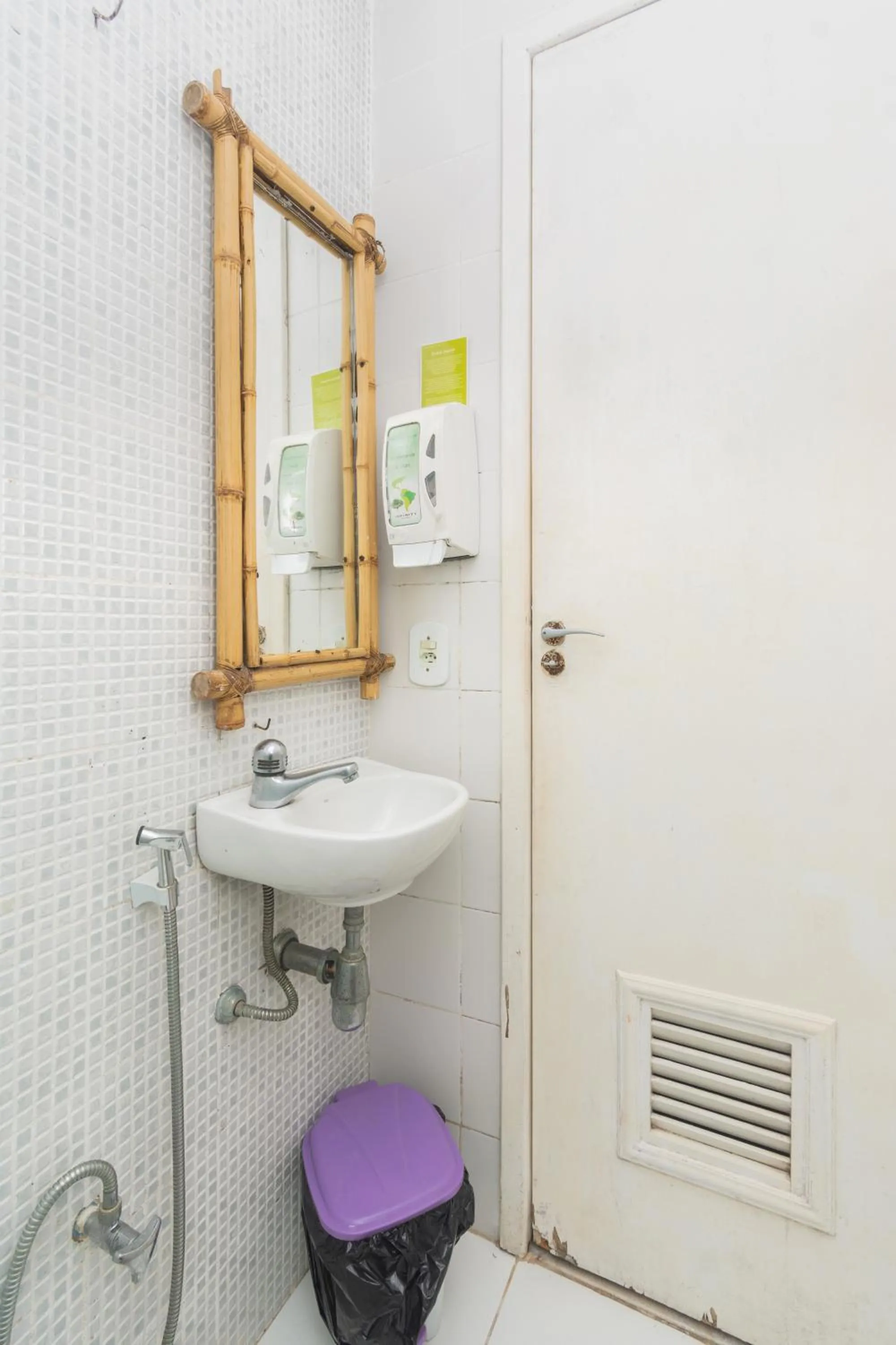Bathroom in Bamboo Rio Hostel