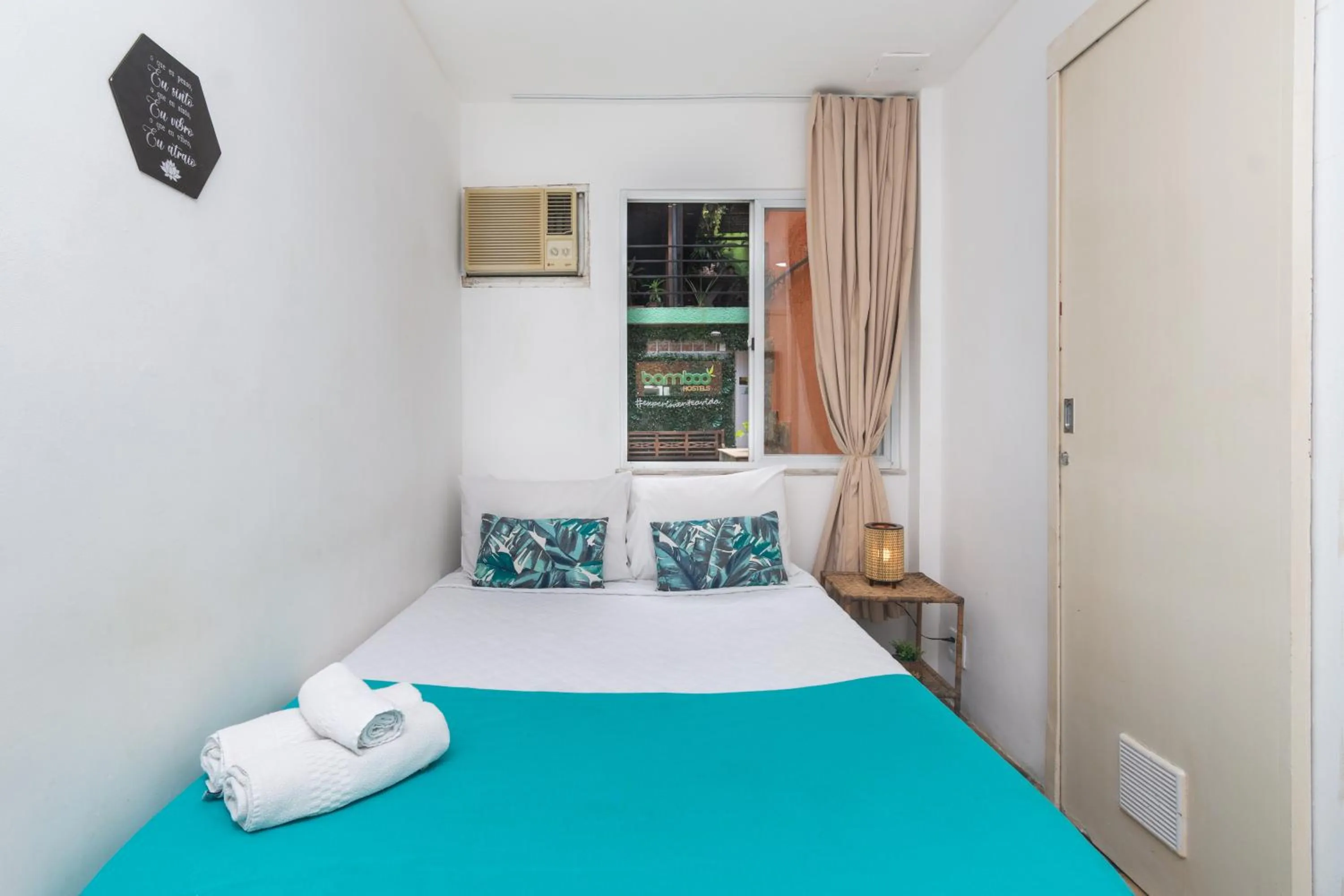 Photo of the whole room, Bed in Bamboo Rio Hostel