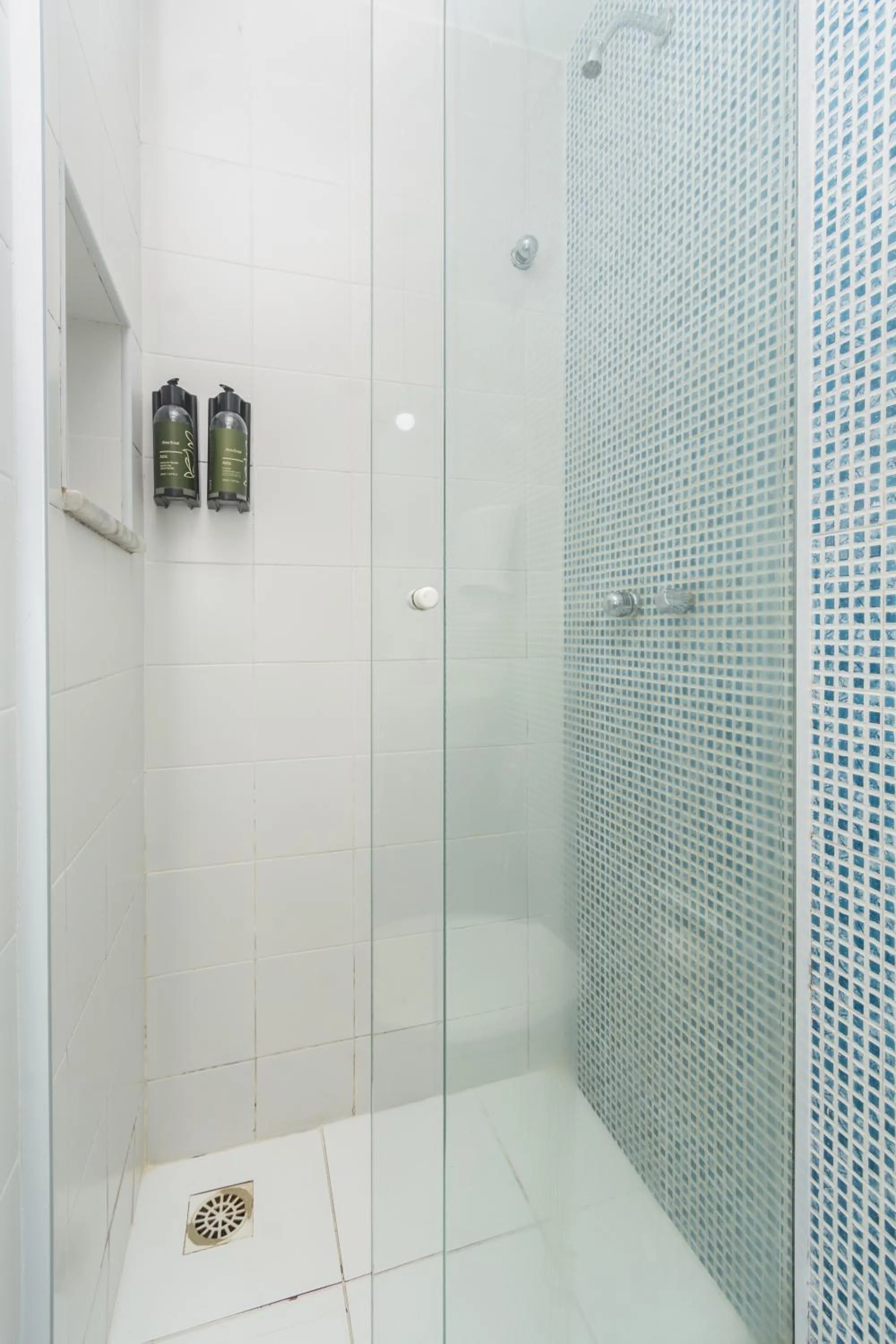 Shower in Bamboo Rio Hostel