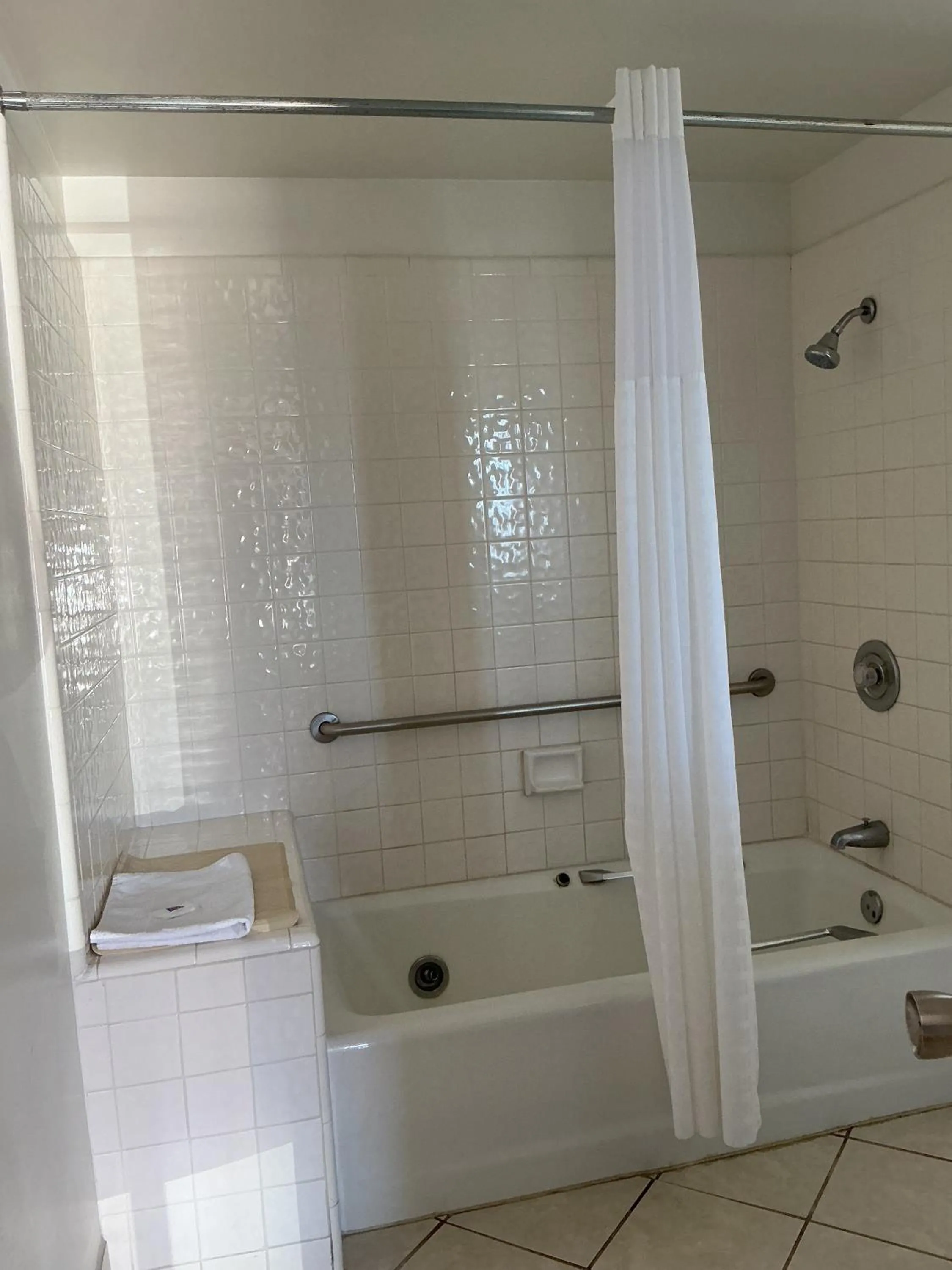 Bathroom in Main & Salt