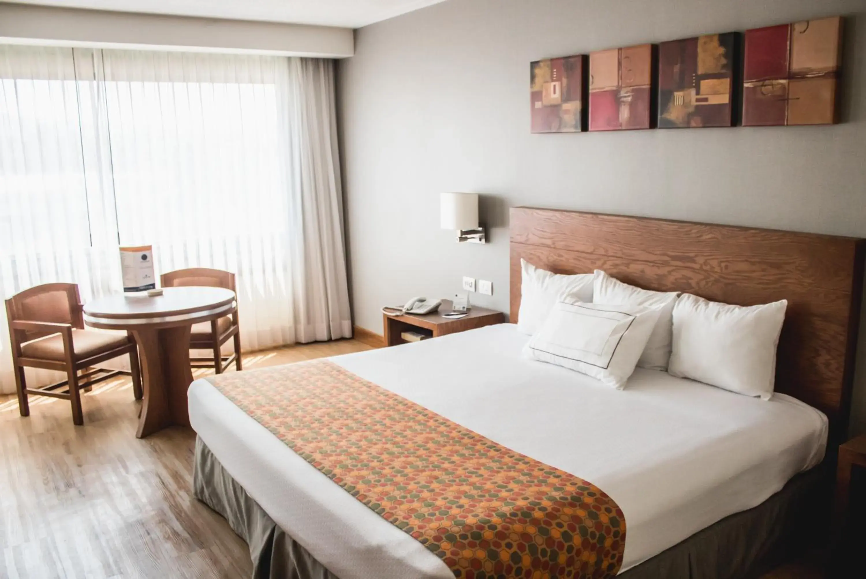 Standard King Room in Hotel Mirage - Centro Histórico de Querétaro Standard King Room in Hotel Mirage - Centro Histórico de Querétaro