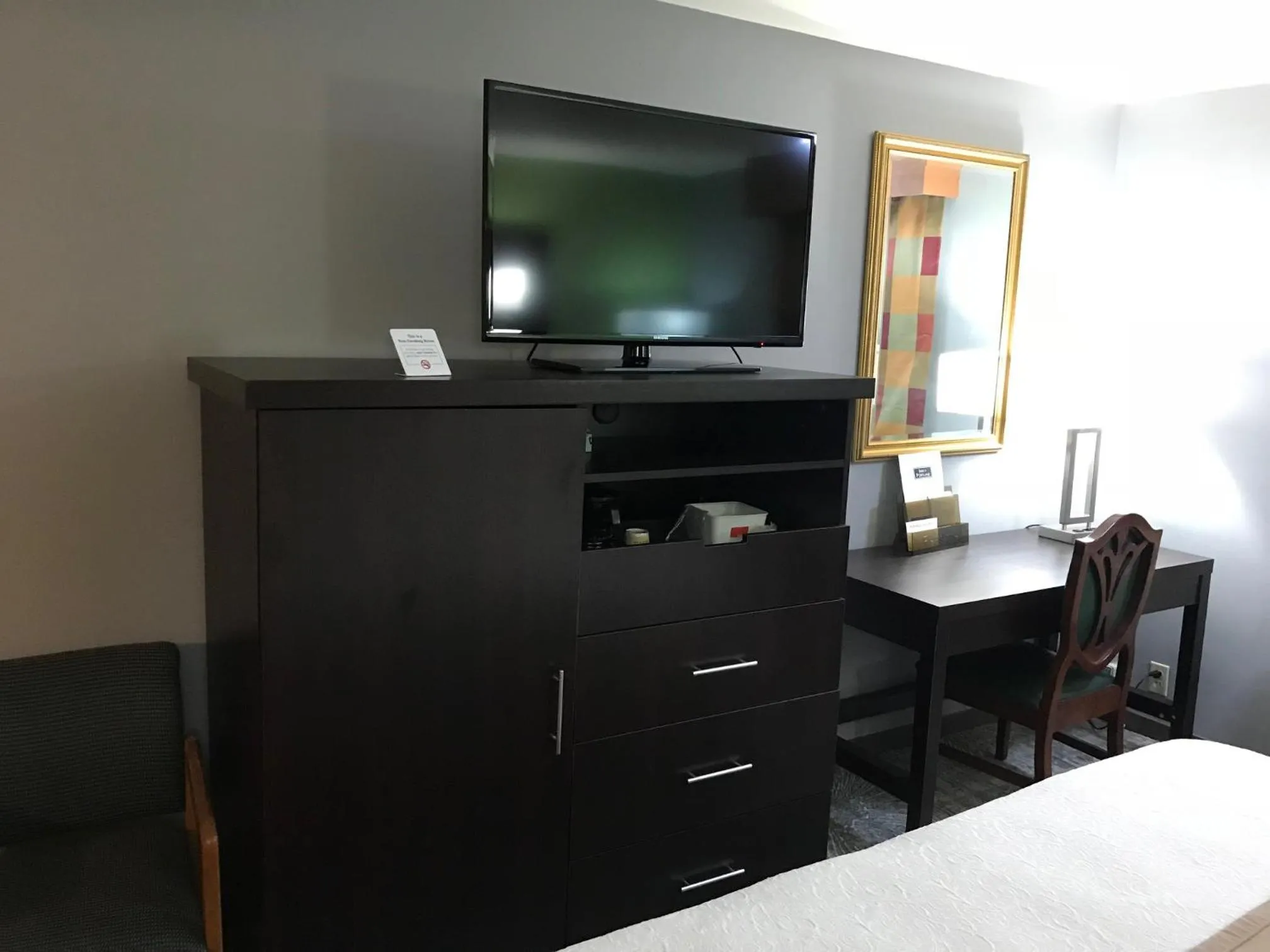 TV and multimedia, Bed in Inn at Portland