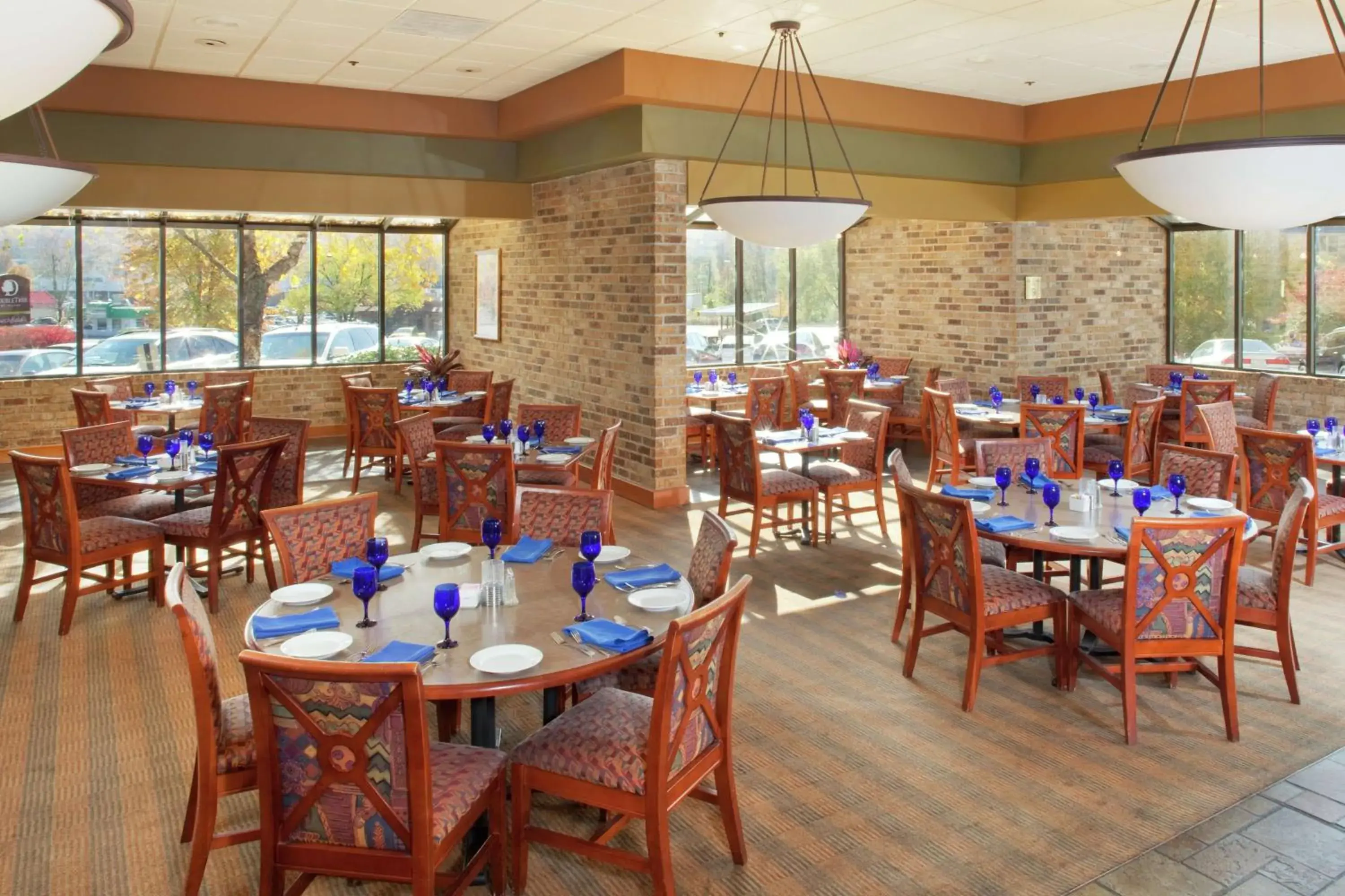 Restaurant/places to eat in DoubleTree by Hilton Hotel Oak Ridge - Knoxville Restaurant/places to eat in DoubleTree by Hilton Hotel Oak Ridge - Knoxville