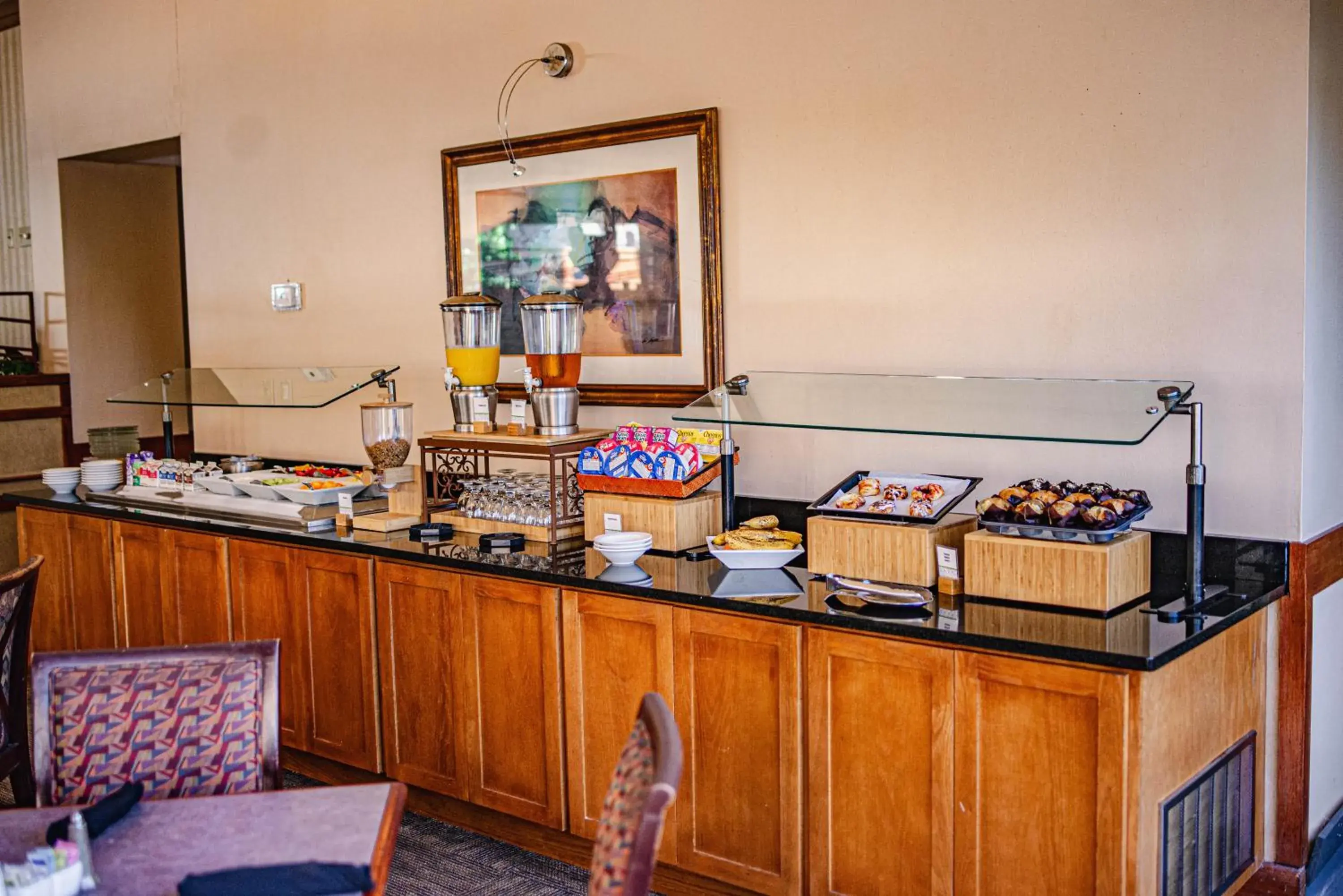 Restaurant/places to eat in DoubleTree by Hilton Hotel Oak Ridge - Knoxville Restaurant/places to eat in DoubleTree by Hilton Hotel Oak Ridge - Knoxville