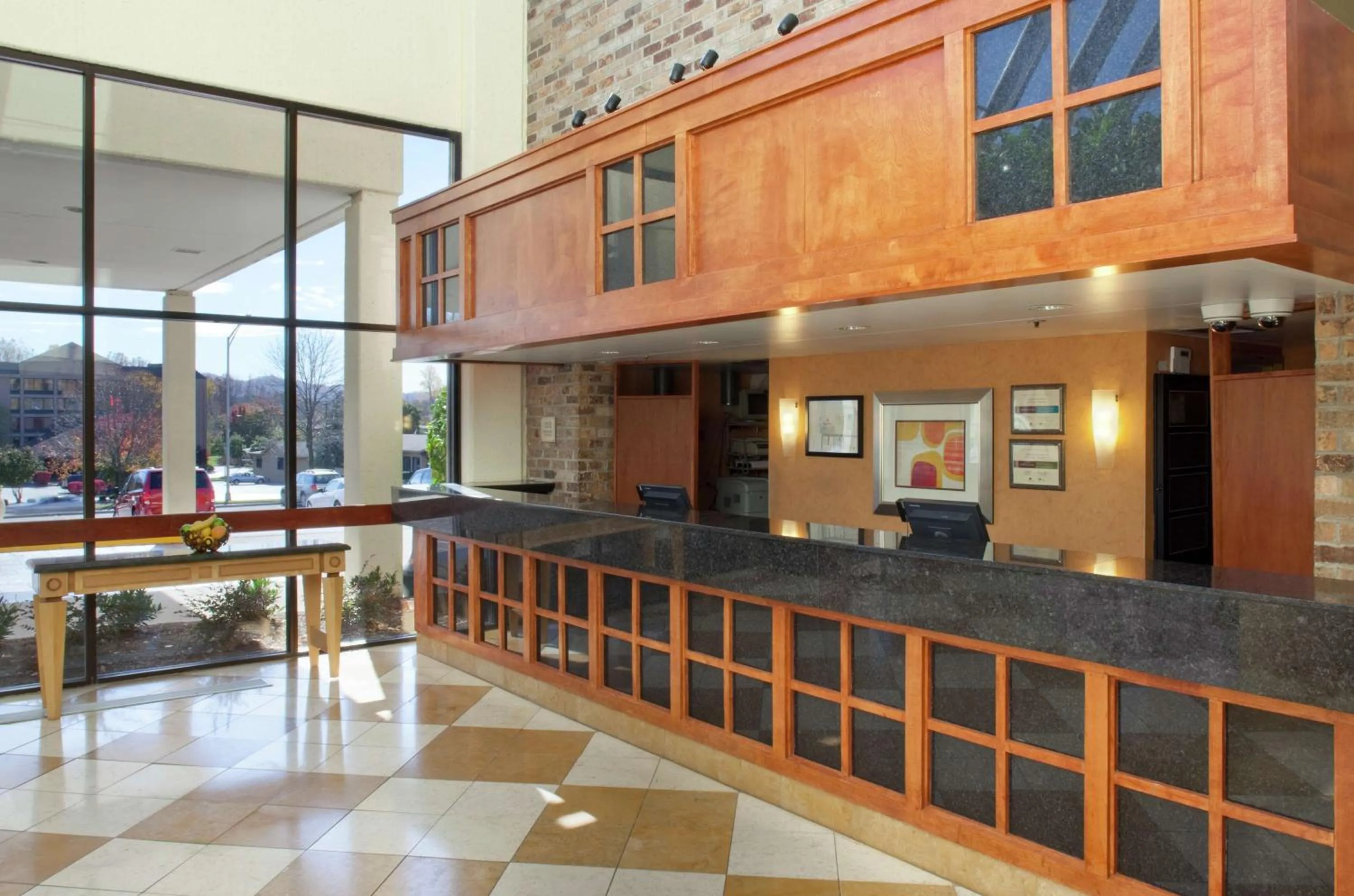 Lobby or reception in DoubleTree by Hilton Hotel Oak Ridge - Knoxville