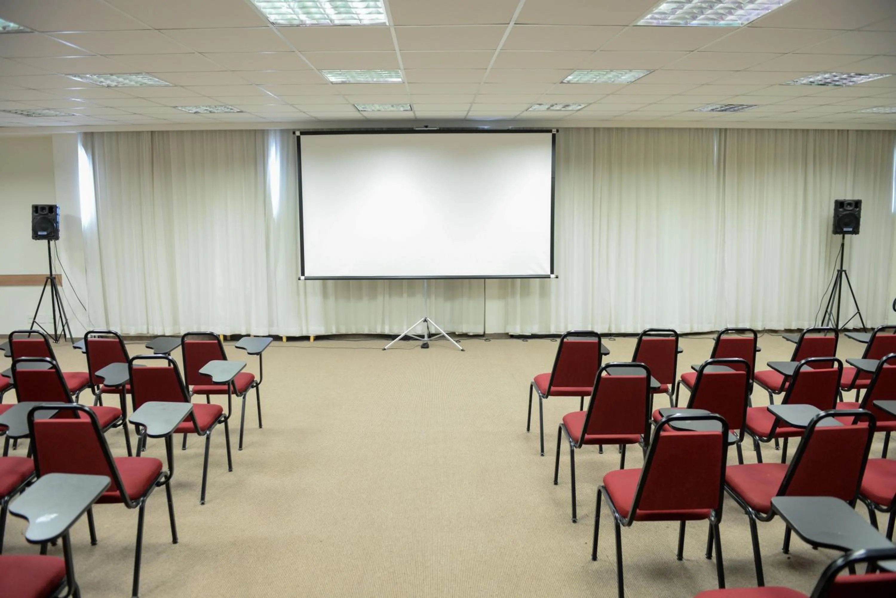 Business facilities in Faria Lima Flat Service