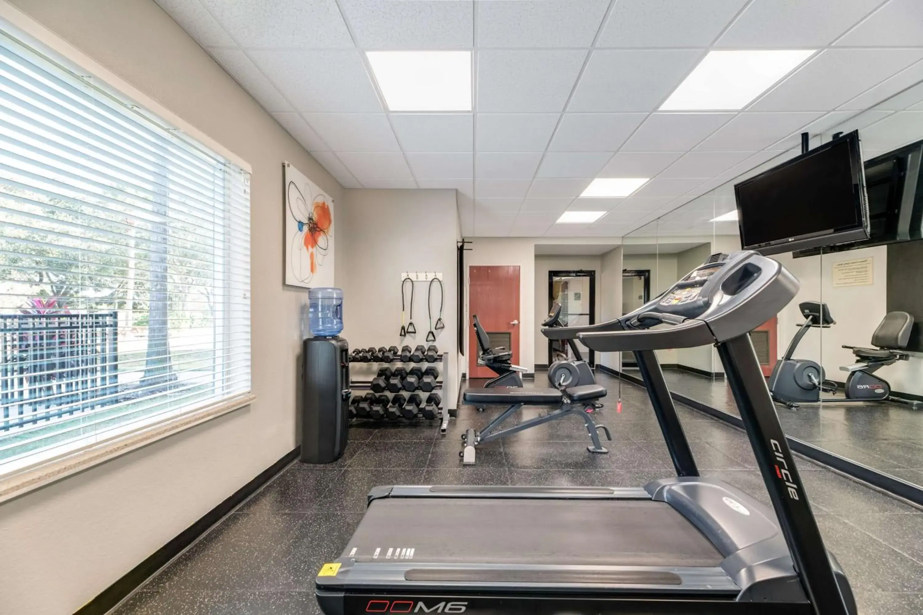 Fitness centre/facilities in Best Western Auburndale Inn & Suites Fitness centre/facilities in Best Western Auburndale Inn & Suites