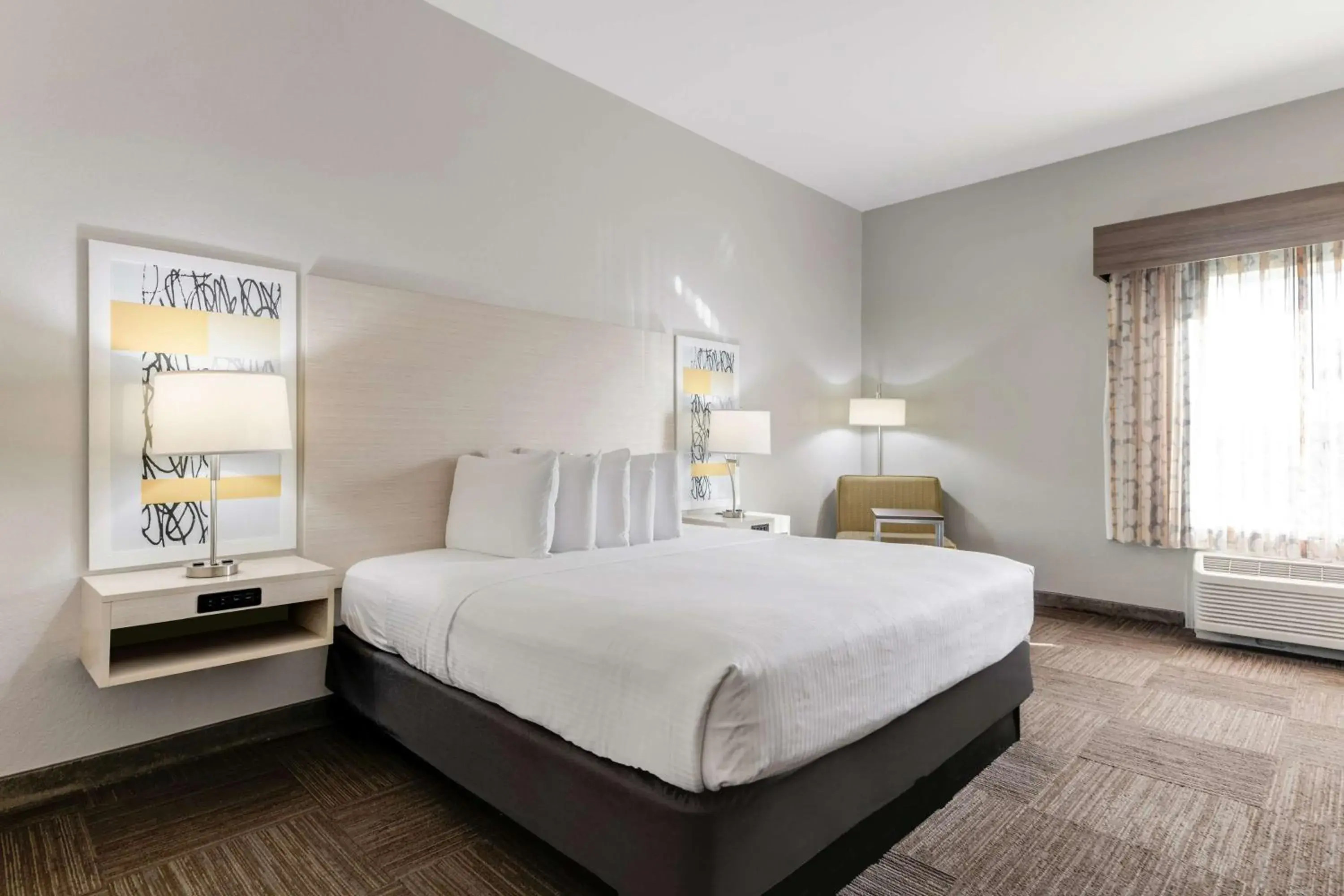 Bedroom, Bed in Best Western Auburndale Inn & Suites Bedroom, Bed in Best Western Auburndale Inn & Suites