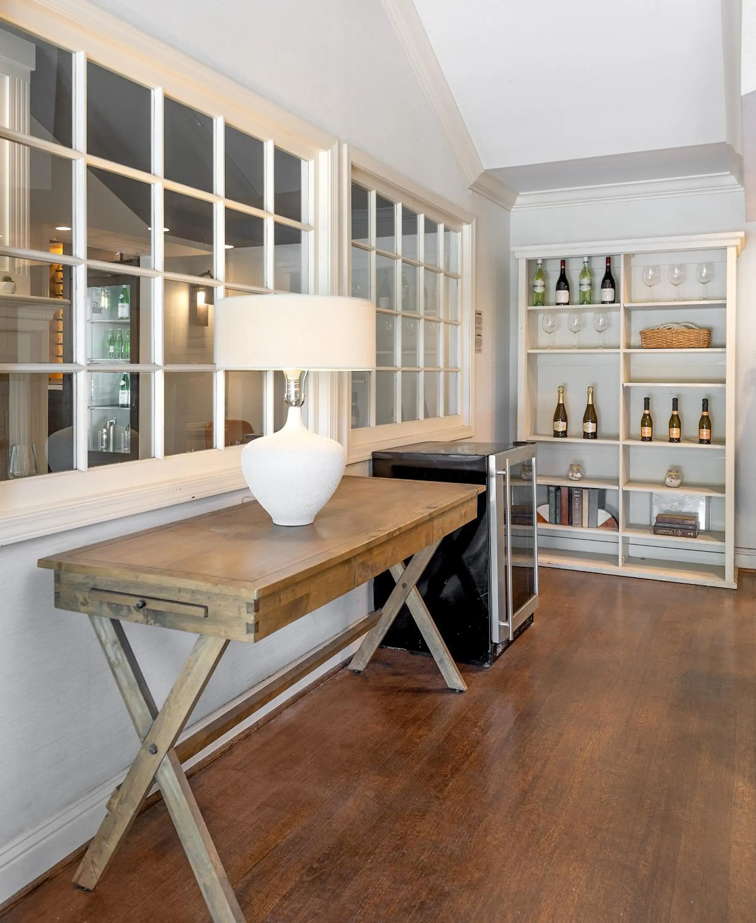 Lobby or reception in Pelican Inn & Suites Lobby or reception in Pelican Inn & Suites