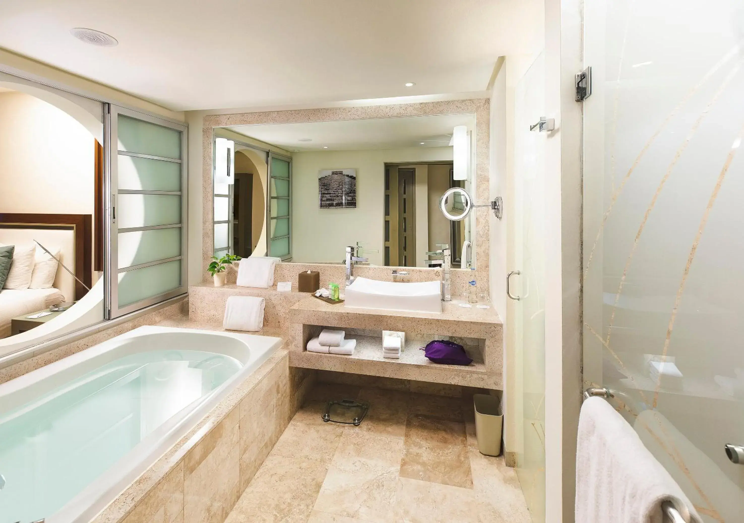 Bathroom, Bed in Paradisus Playa del Carmen - Riviera Maya Bathroom, Bed in Paradisus Playa del Carmen - Riviera Maya