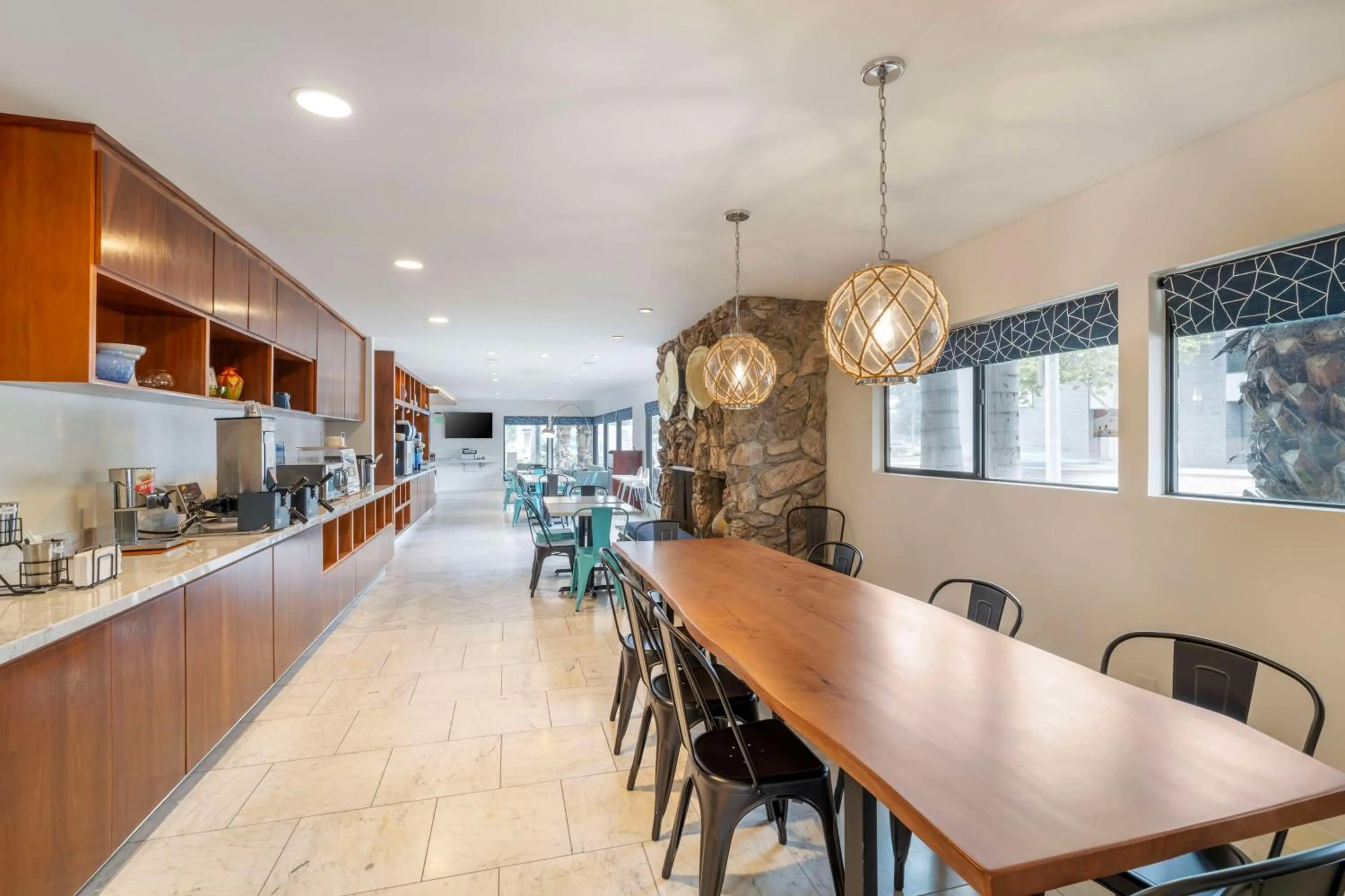 Breakfast in Best Western At Ventura Pier