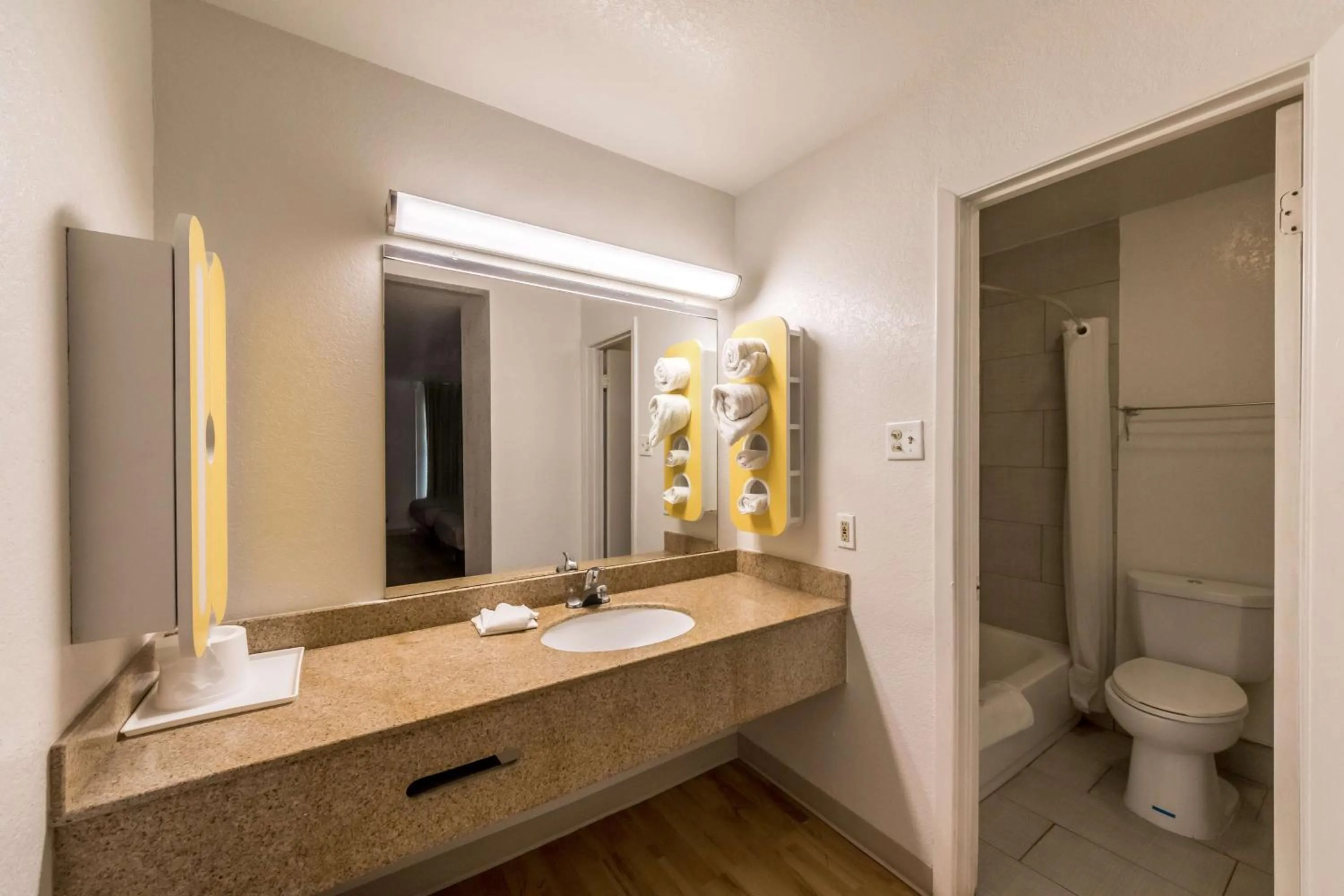 Toilet in Studio 6-San Antonio, TX - Fort Sam Houston Area