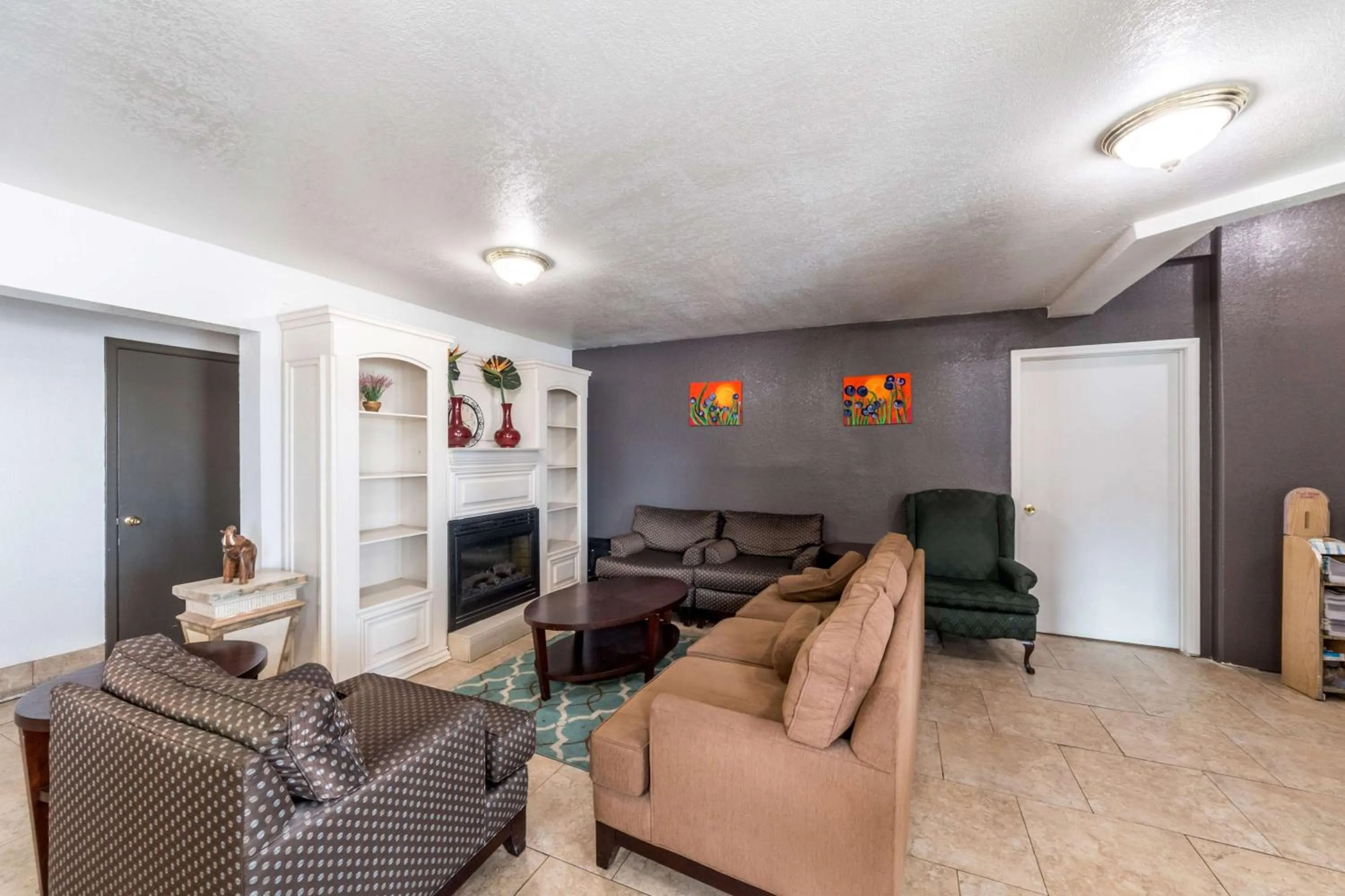 Lobby or reception in Studio 6-San Antonio, TX - Fort Sam Houston Area