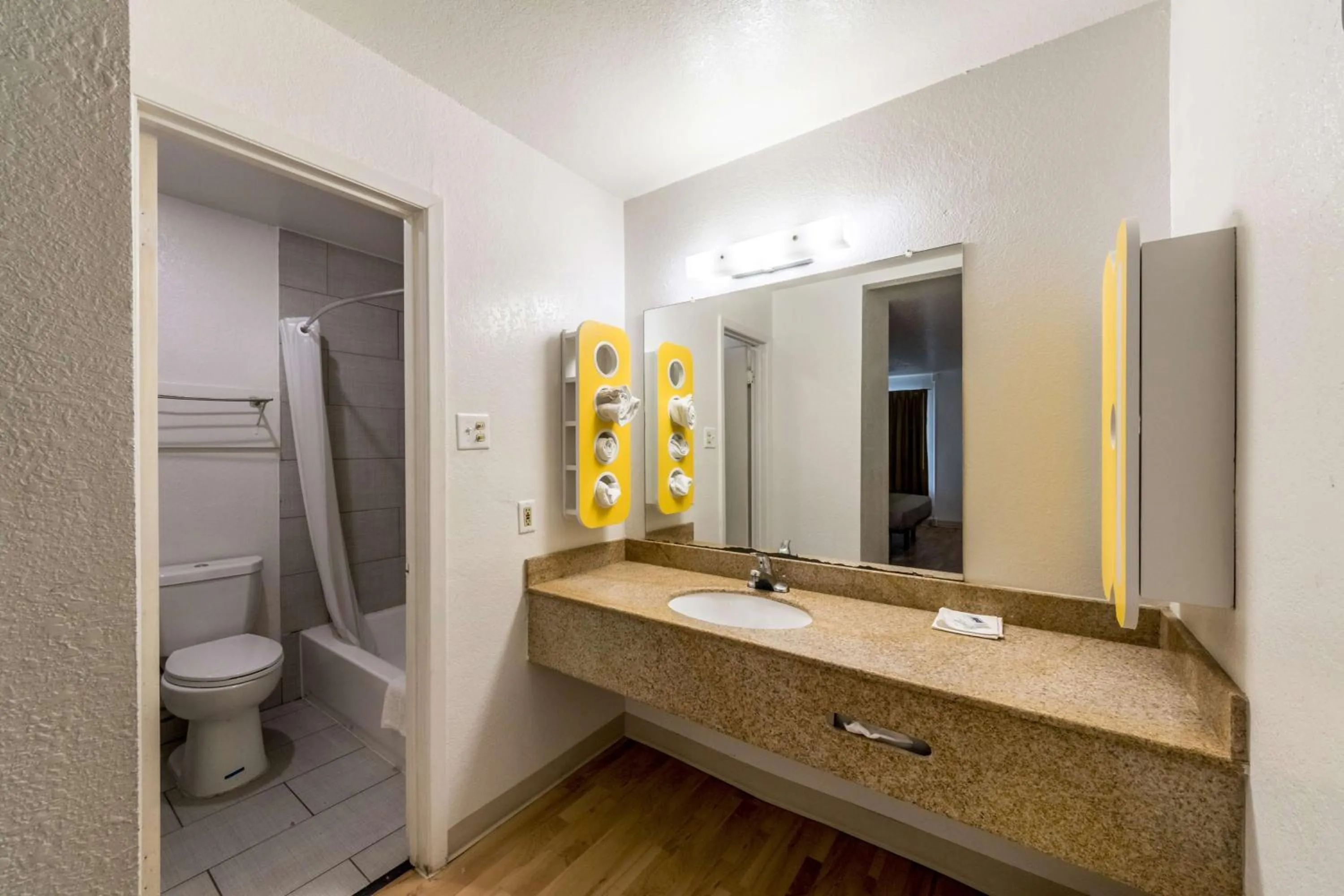 Toilet in Studio 6-San Antonio, TX - Fort Sam Houston Area