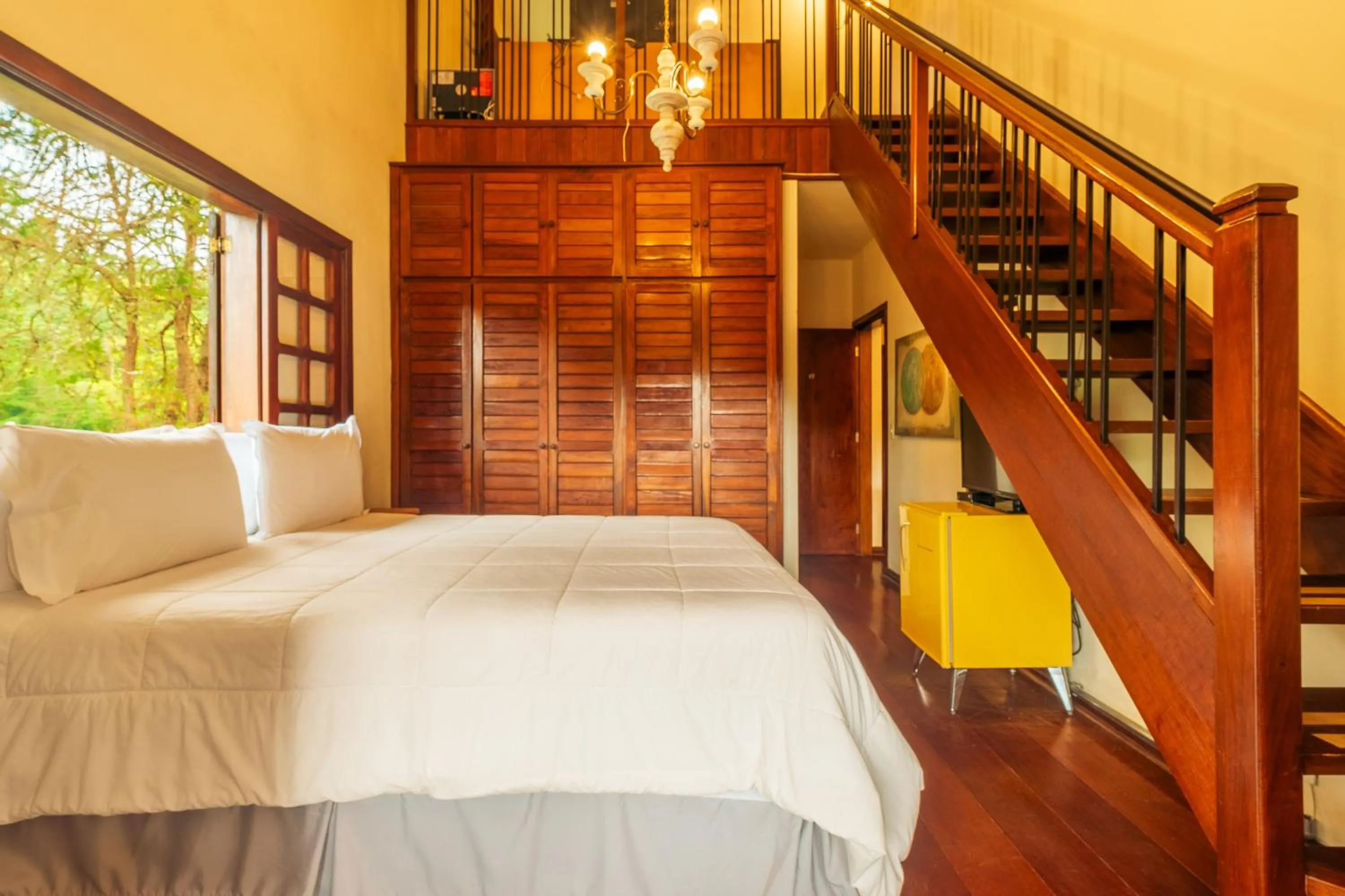 Photo of the whole room, Bed in Pousada Serra Villena