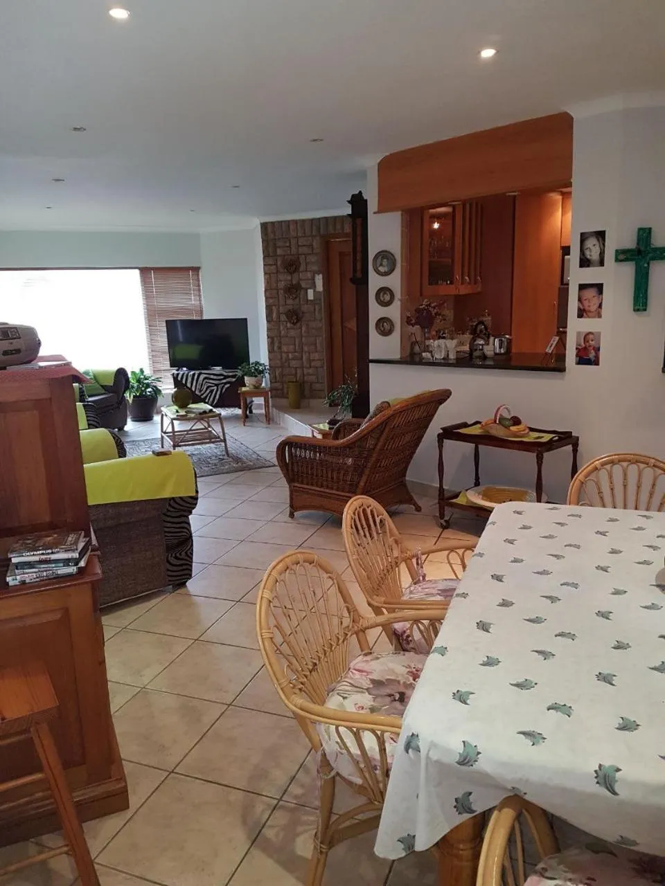 Communal lounge/ TV room in Eagle's Rest