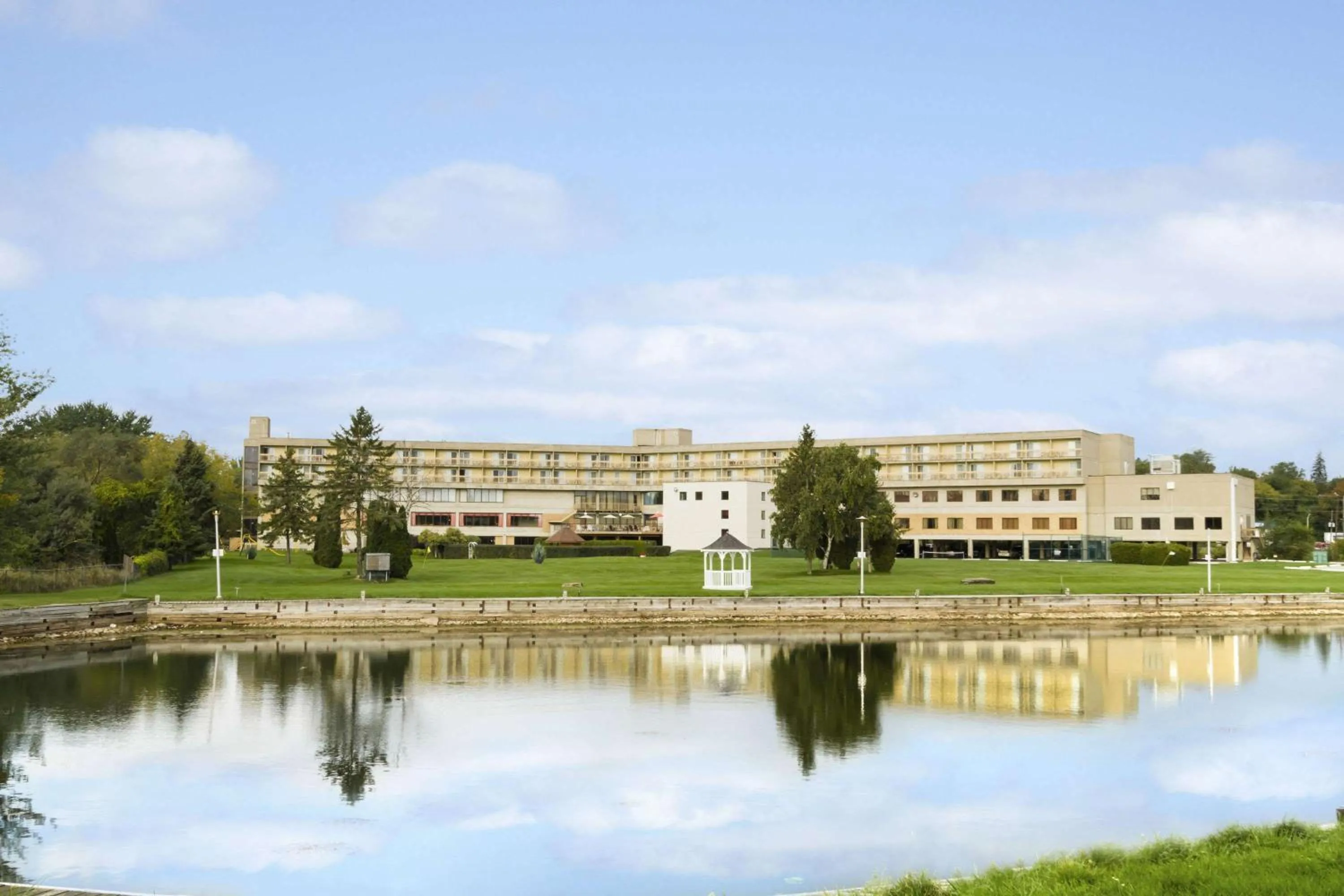 Property building in Ramada by Wyndham Belleville Harbourview Conference Center