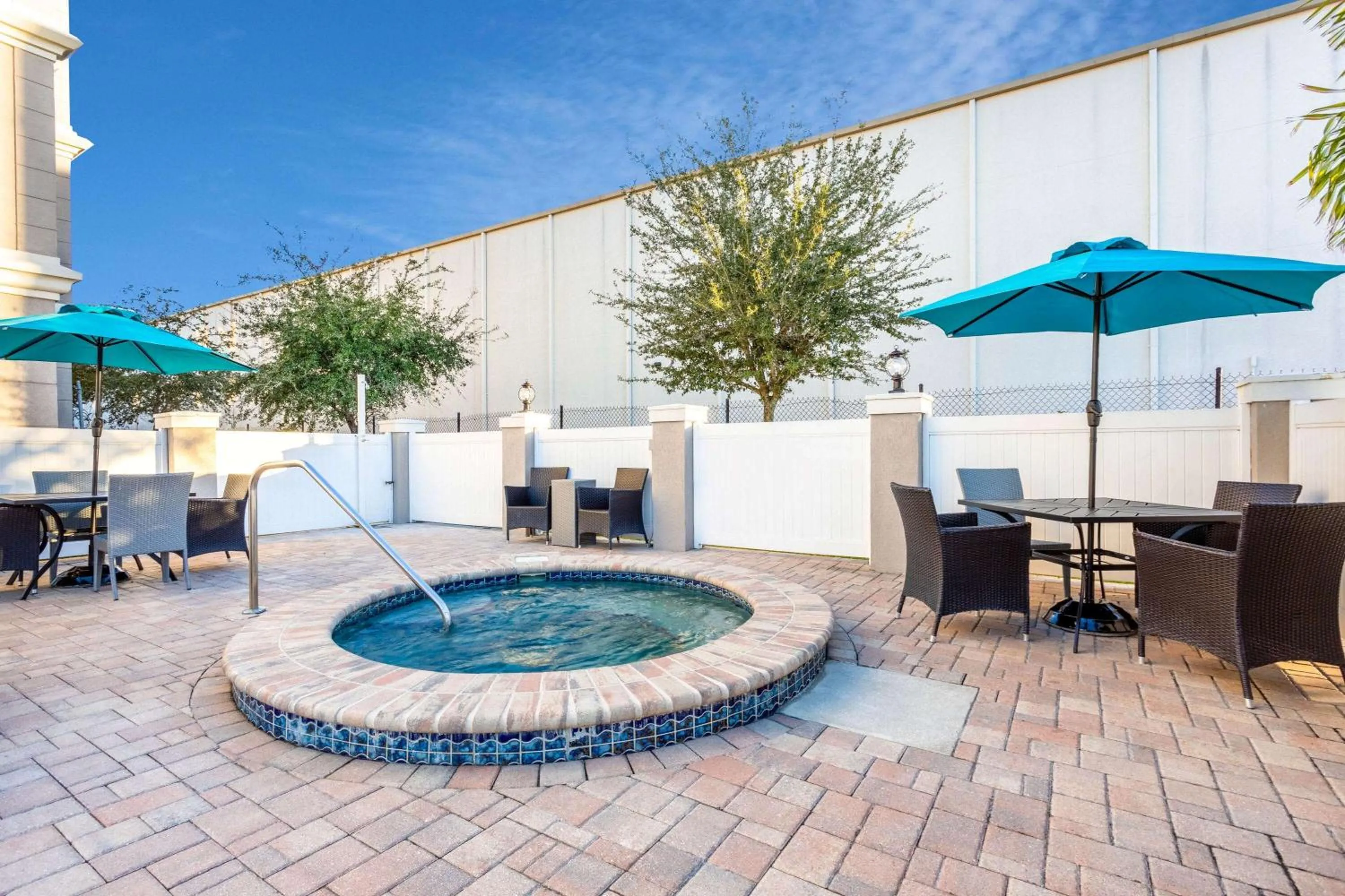 Hot Tub in La Quinta by Wyndham Tampa Central