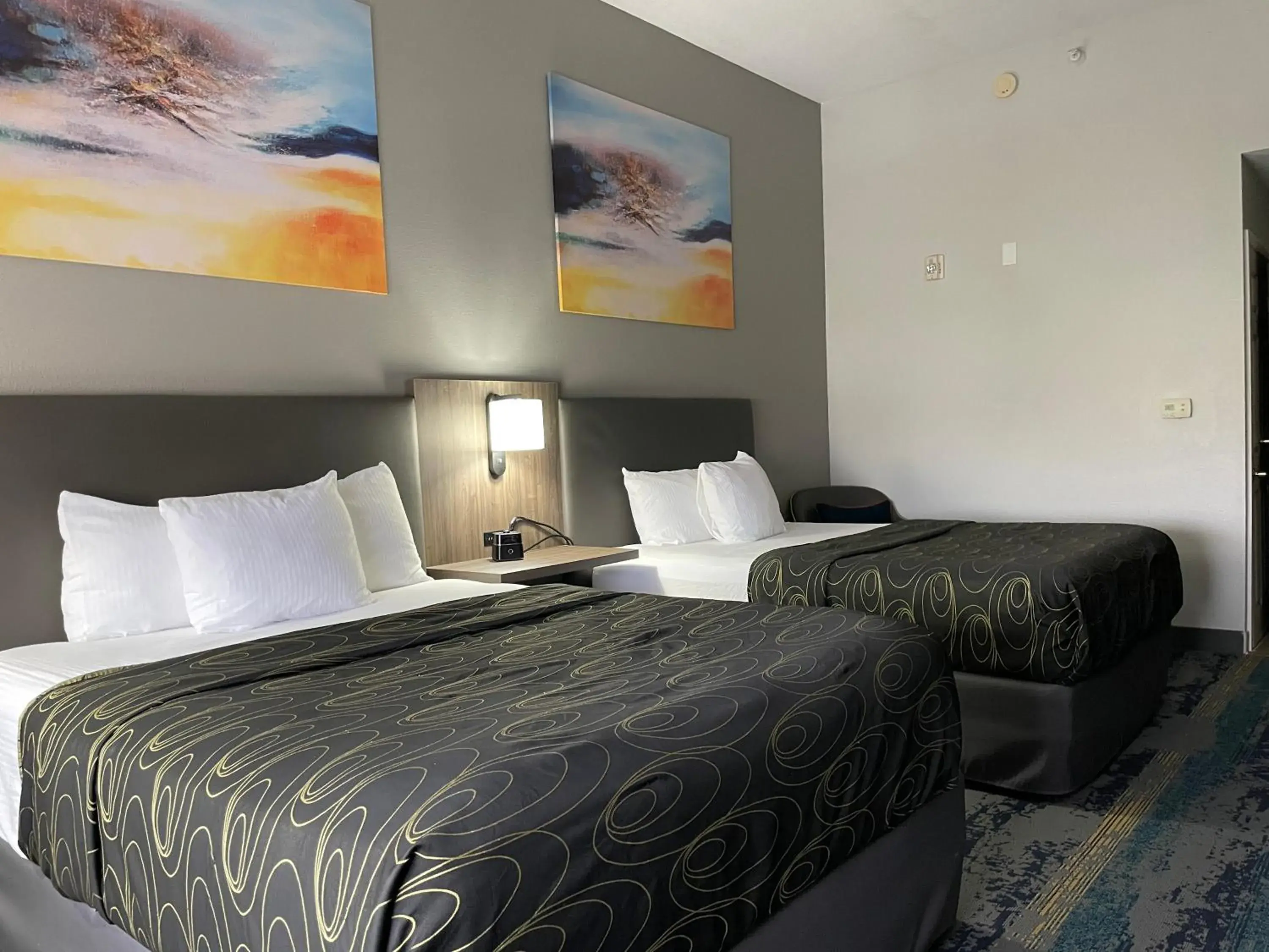 Bedroom, Bed in La Quinta by Wyndham Tampa Central Bedroom, Bed in La Quinta by Wyndham Tampa Central