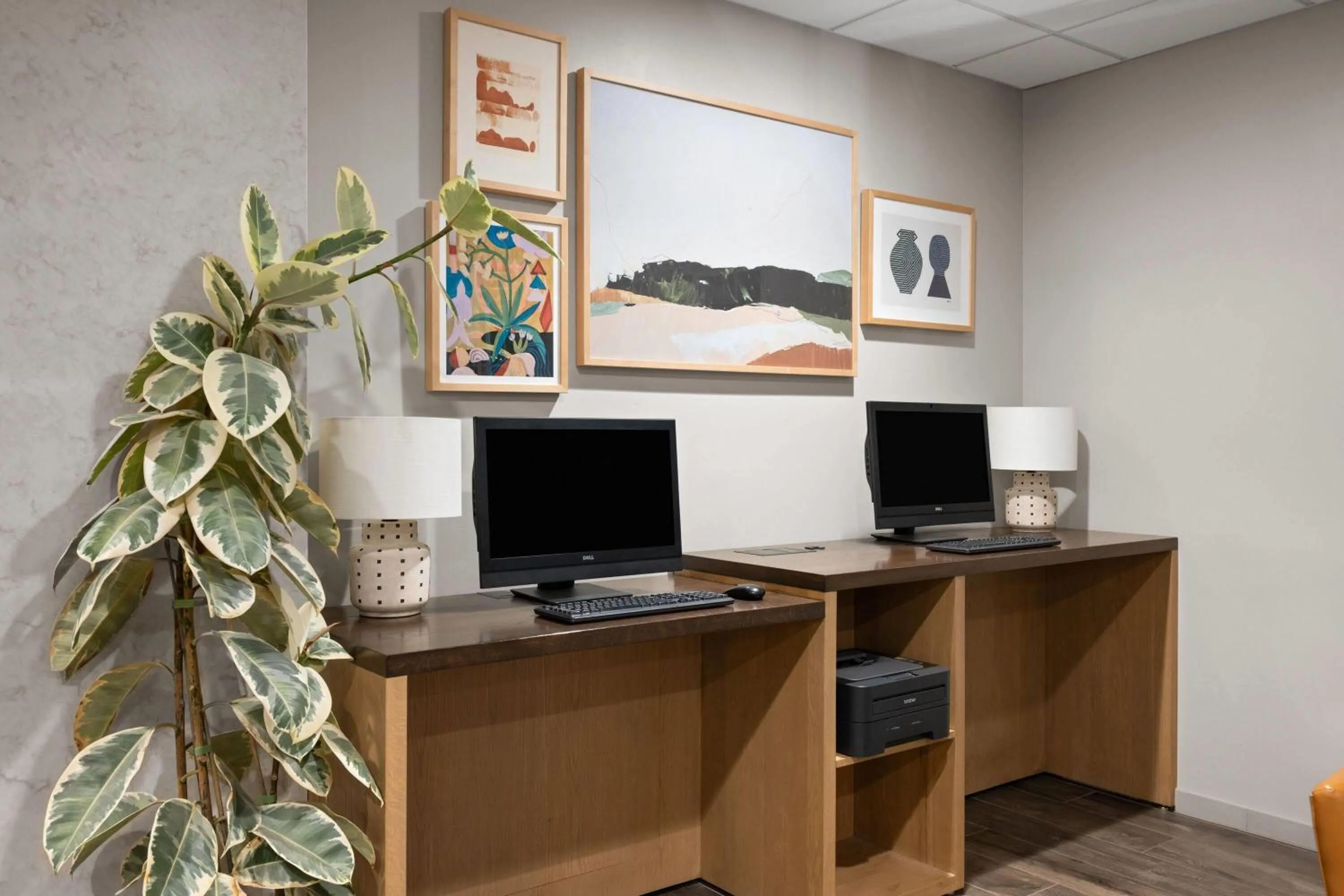 Business facilities in La Quinta by Wyndham Paso Robles