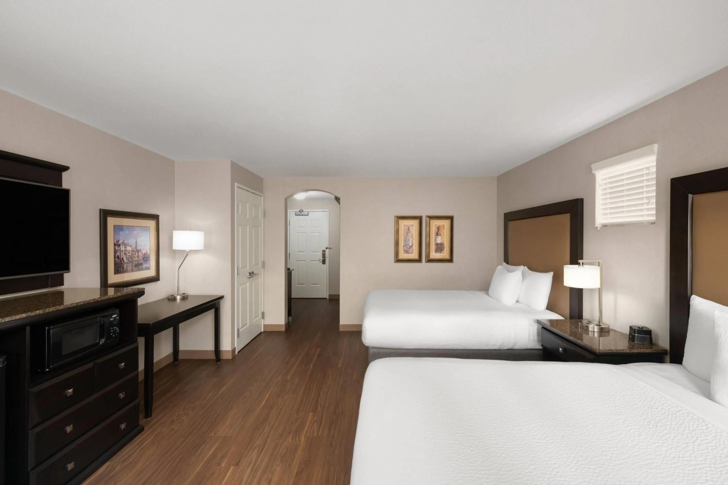 Photo of the whole room, Bed in La Quinta by Wyndham Paso Robles