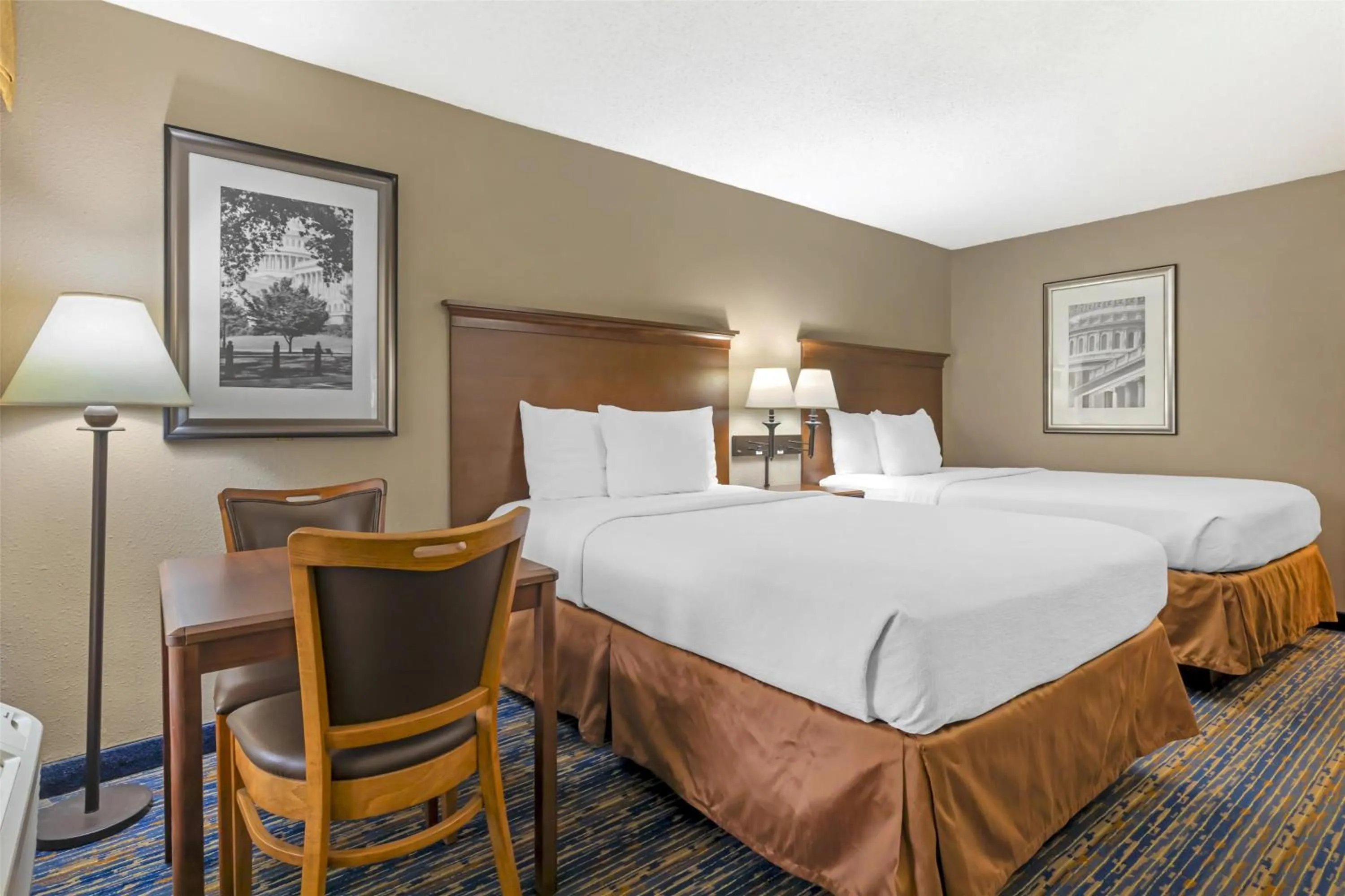 Bedroom, Bed in Best Western Dulles Airport Inn