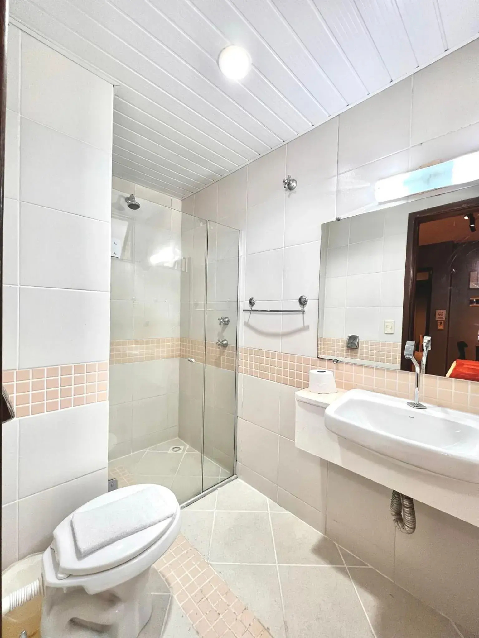 Deluxe Triple Room in Hotel Solar da Beira Deluxe Triple Room in Hotel Solar da Beira