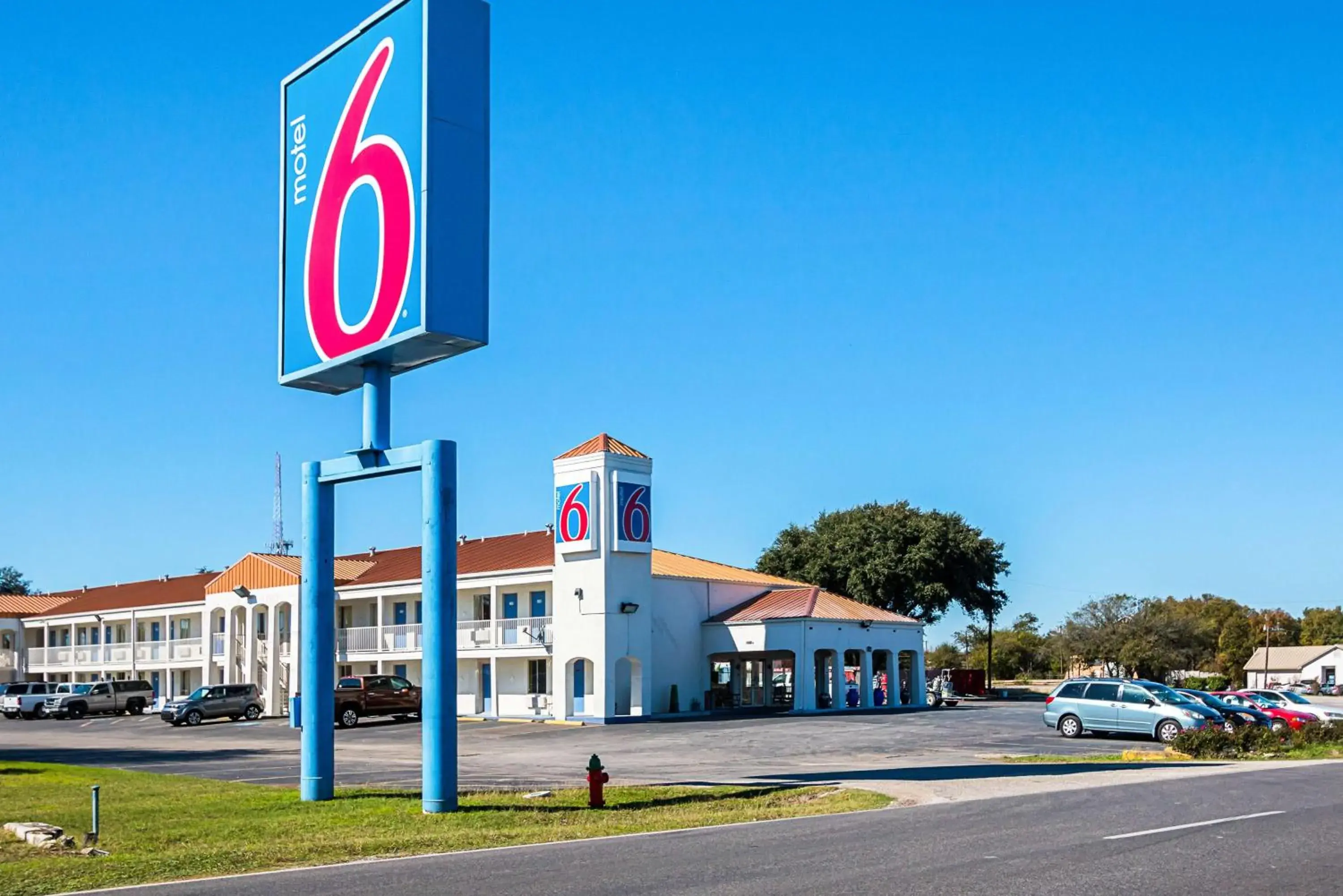 Property building in Motel 6-Round Rock, TX Property building in Motel 6-Round Rock, TX