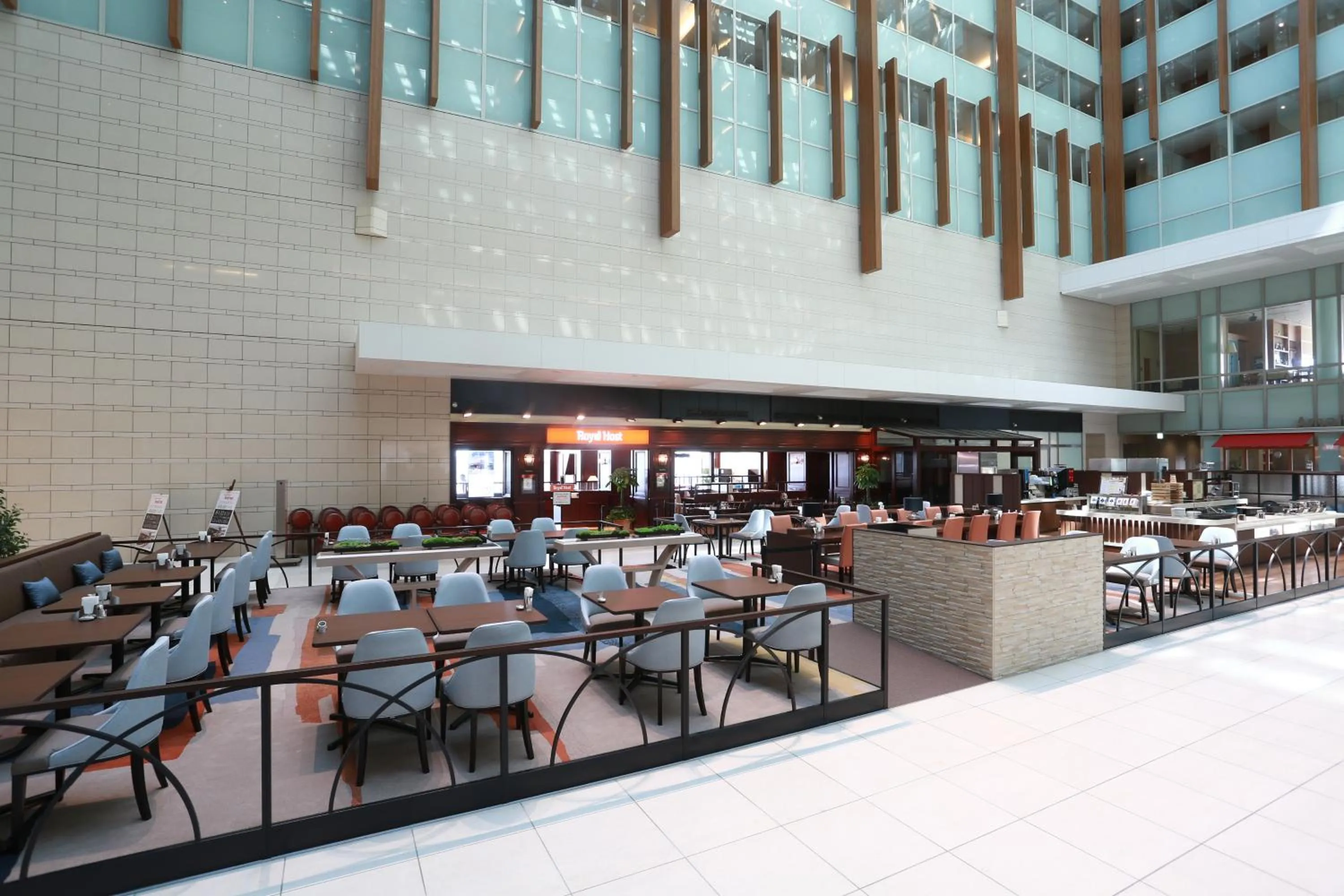 Buffet breakfast in Hotel Associa Shin-Yokohama