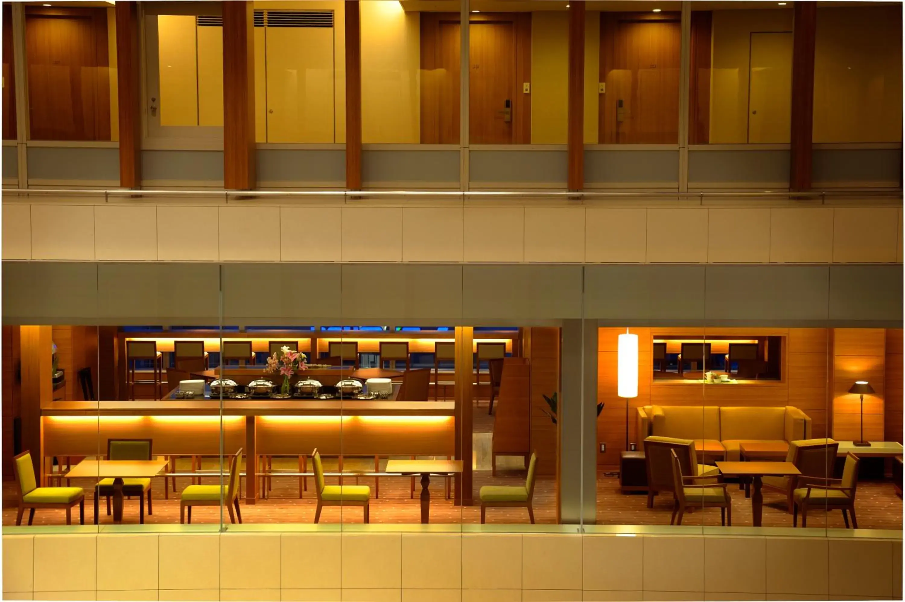 Lounge or bar in Hotel Associa Shin-Yokohama Lounge or bar in Hotel Associa Shin-Yokohama