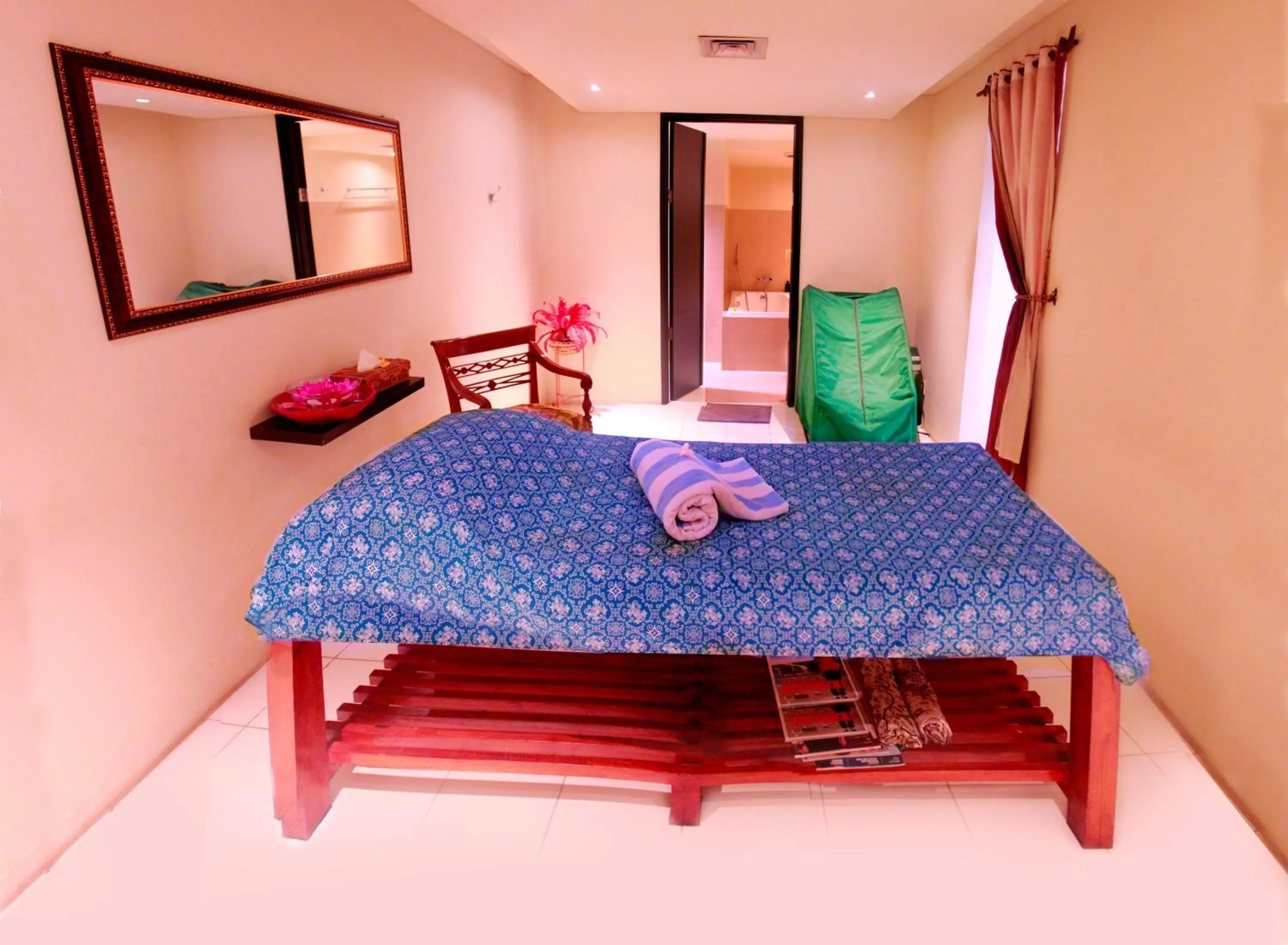 Massage, Bed in Aston Palembang Hotel & Conference Centre