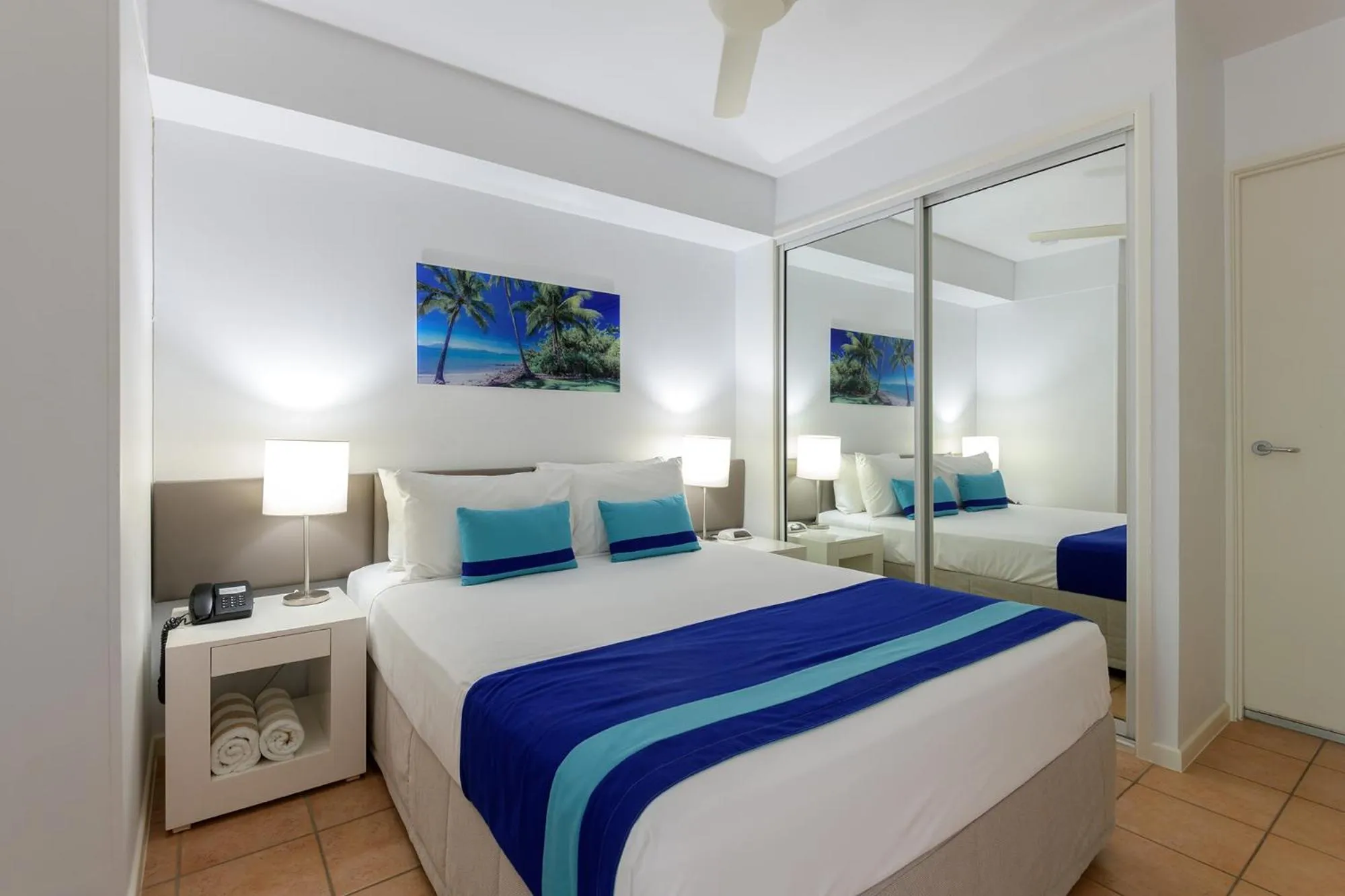 Bedroom, Bed in Port Douglas Apartments - Adults Only Oasis