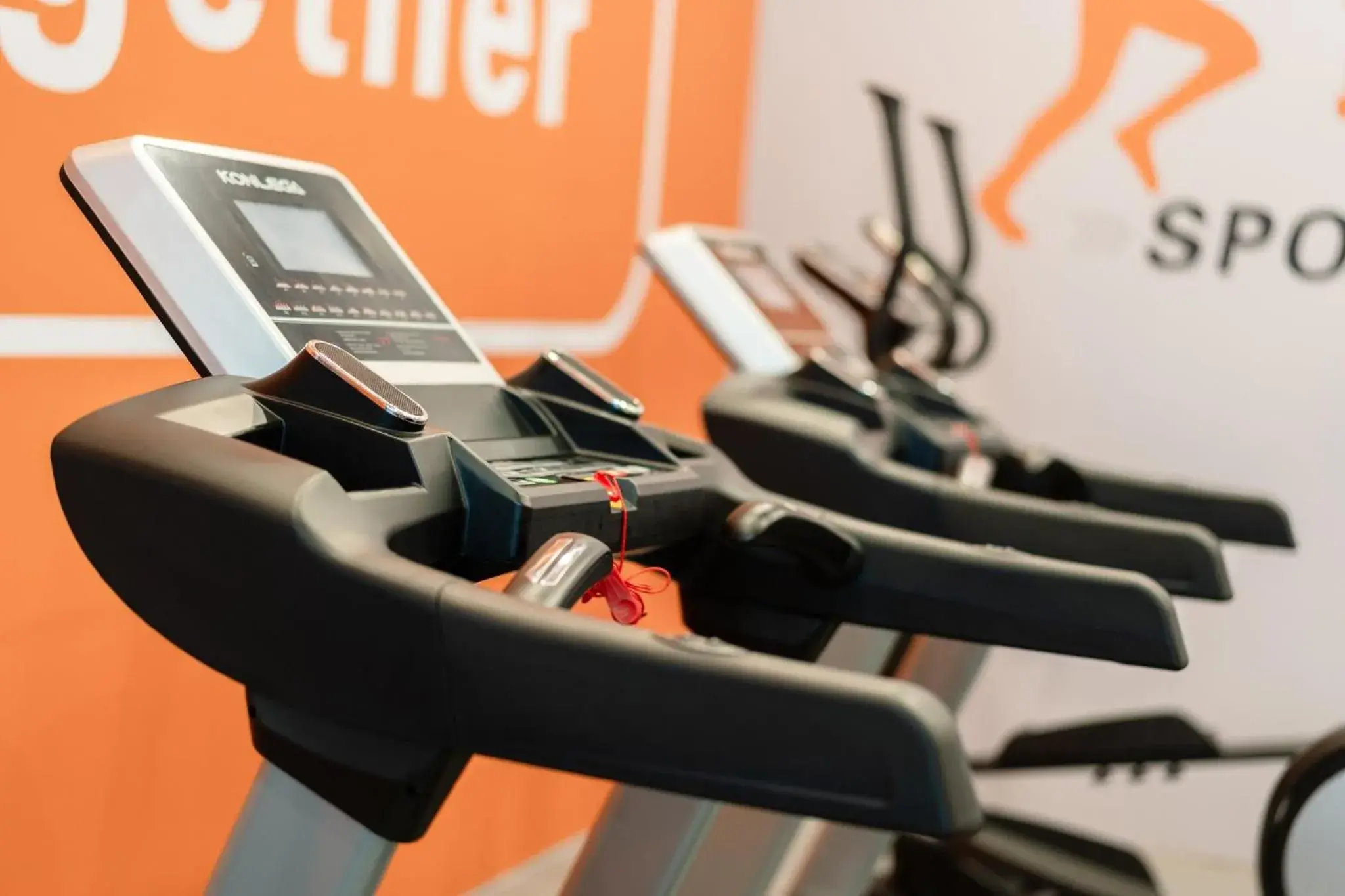 Fitness centre/facilities in Holiday Inn Express Chengdu Wuhou by IHG-Wuhou Temple and Jinli Fitness centre/facilities in Holiday Inn Express Chengdu Wuhou by IHG-Wuhou Temple and Jinli
