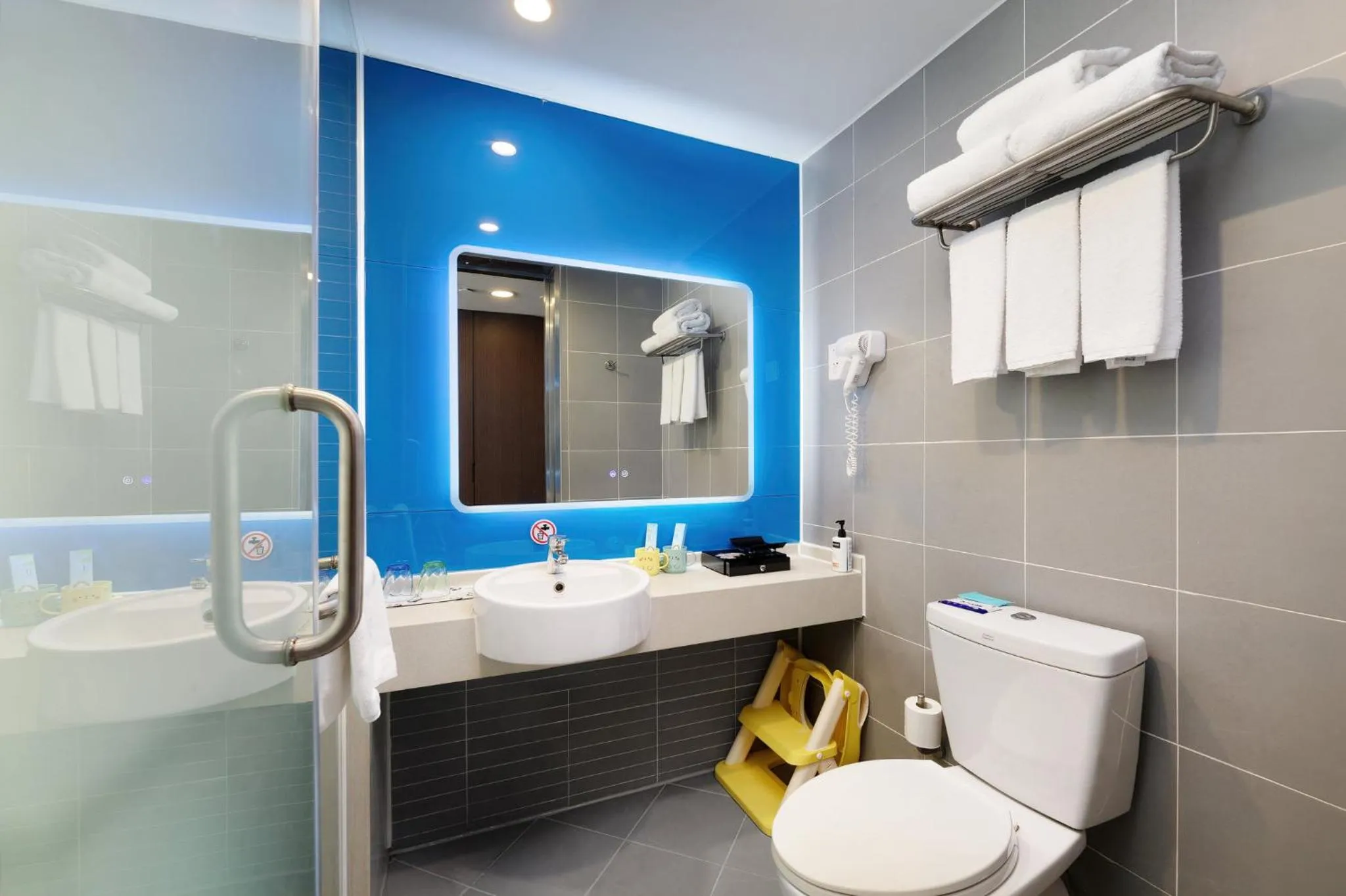 Photo of the whole room in Holiday Inn Express Chengdu Wuhou by IHG-Wuhou Temple and Jinli