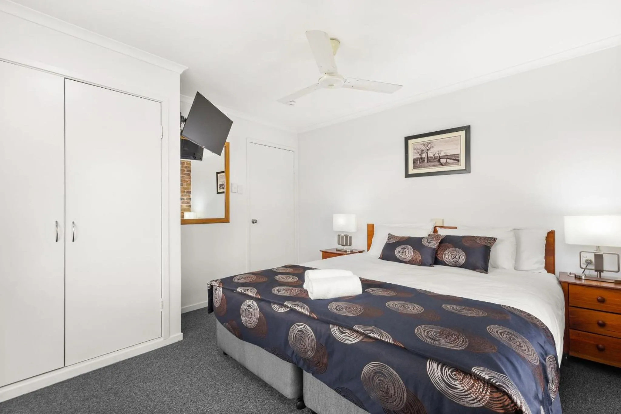 Bedroom, Bed in Toowong Villas