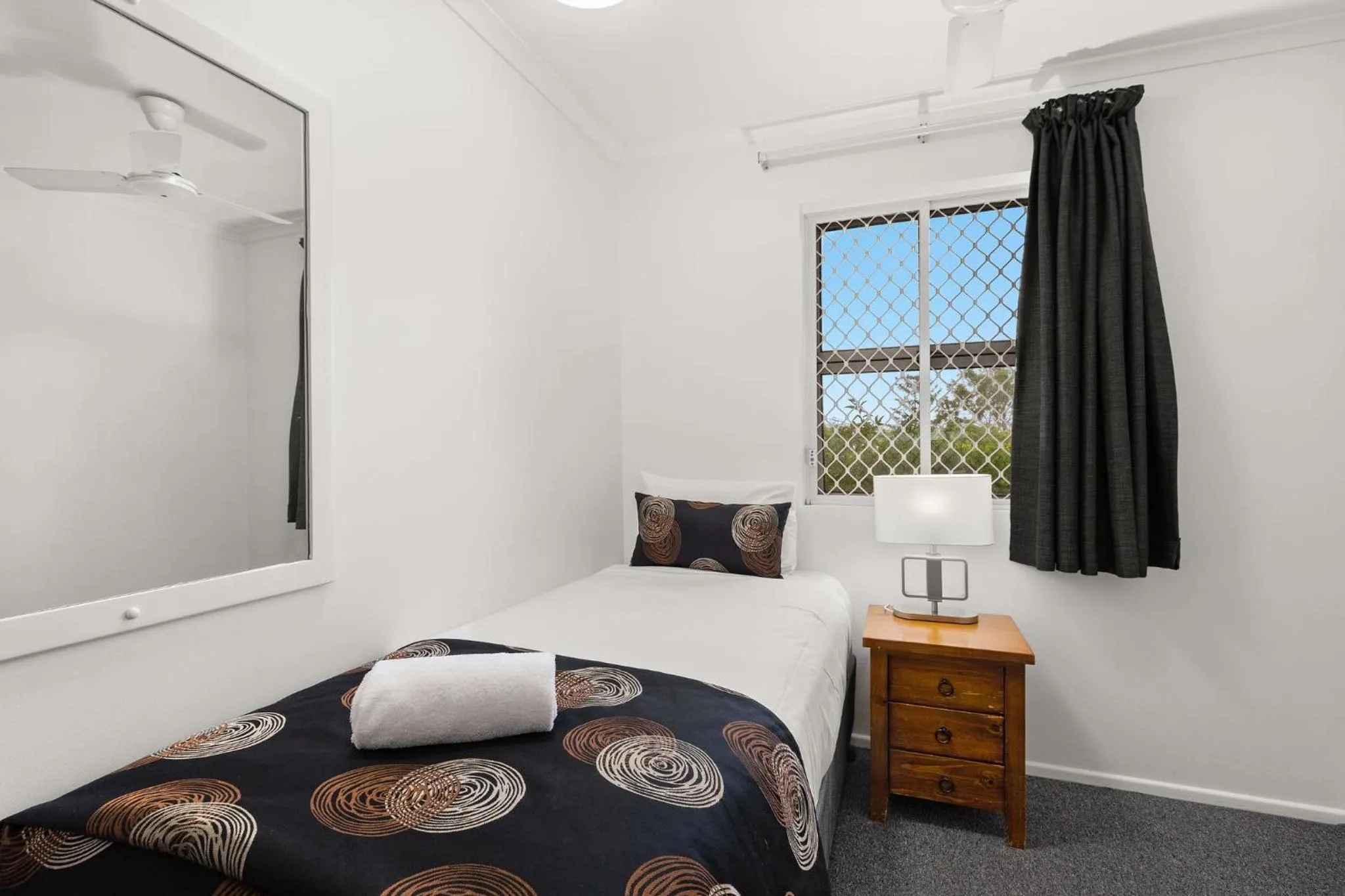 Bedroom, Bed in Toowong Villas