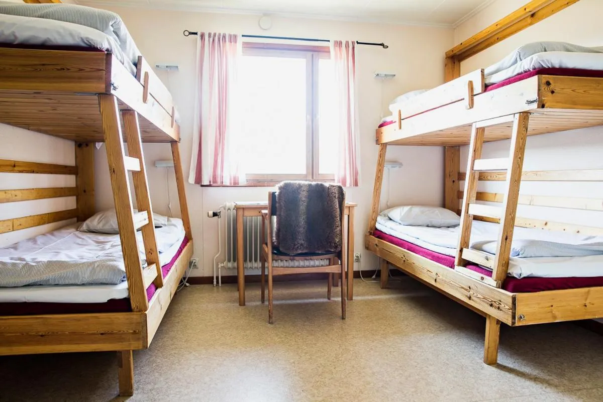 bunk bed in Renfjällsgården