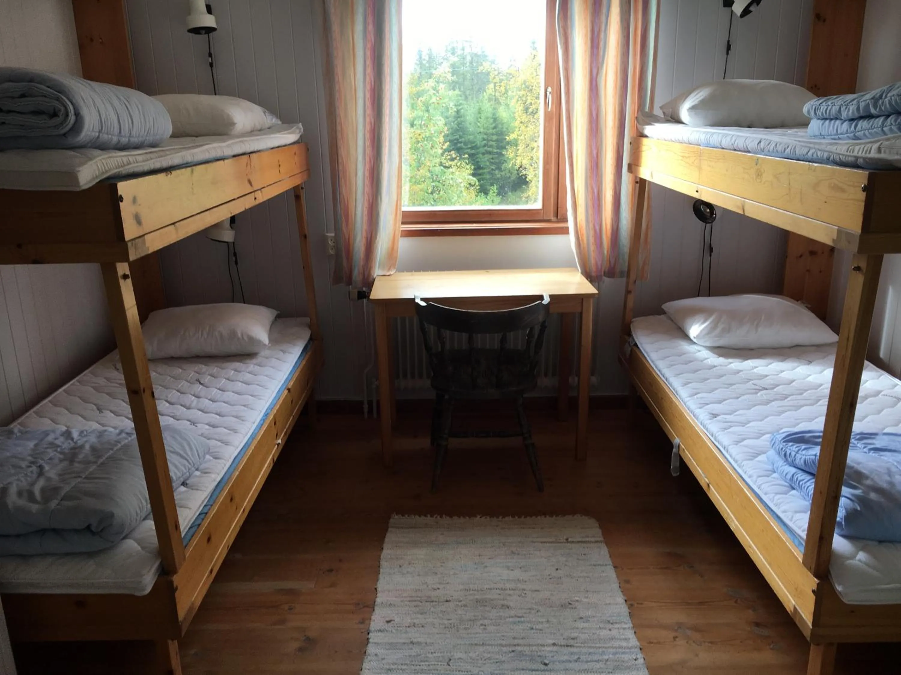 bunk bed in Renfjällsgården