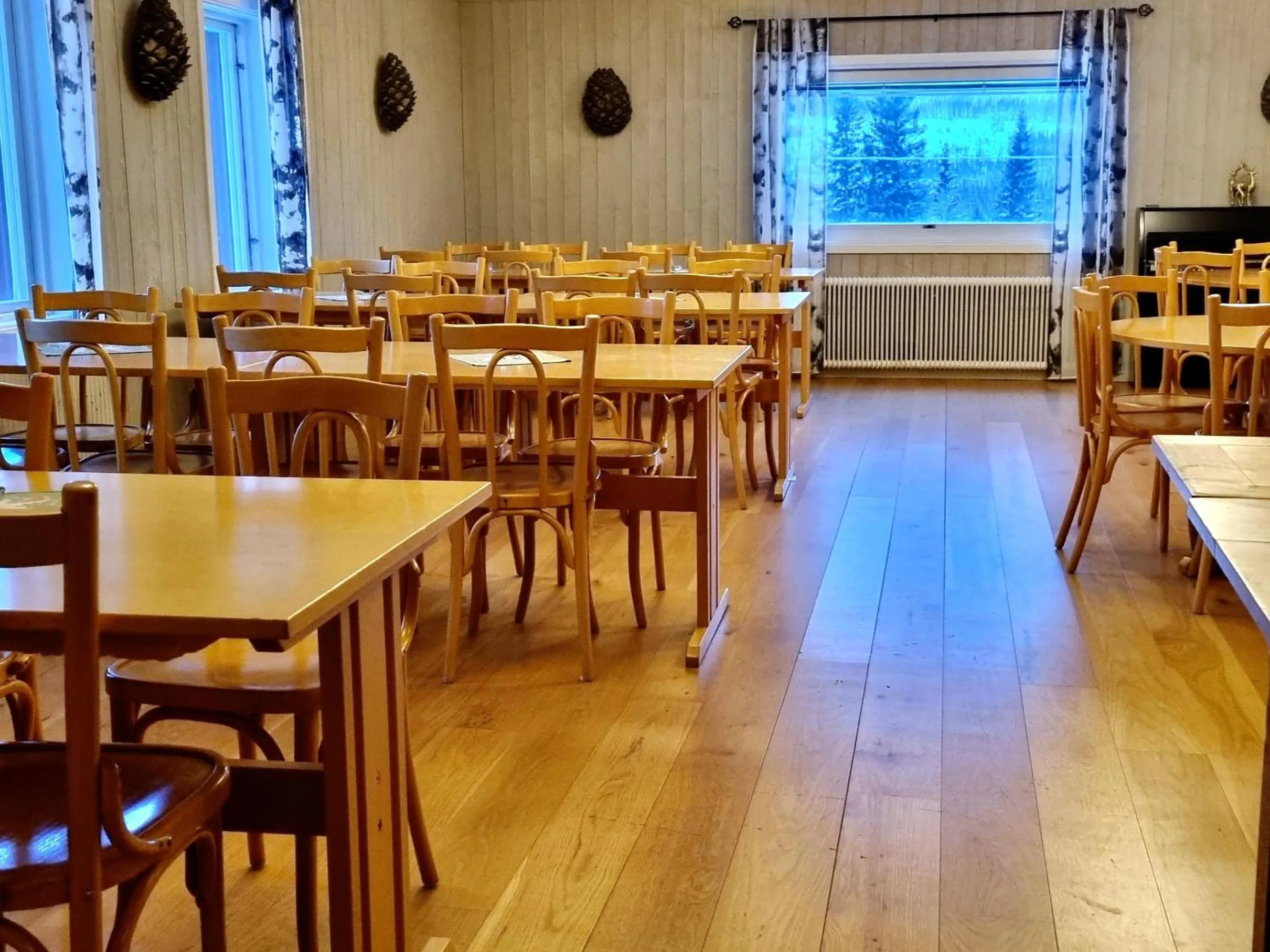 Communal lounge/ TV room in Renfjällsgården