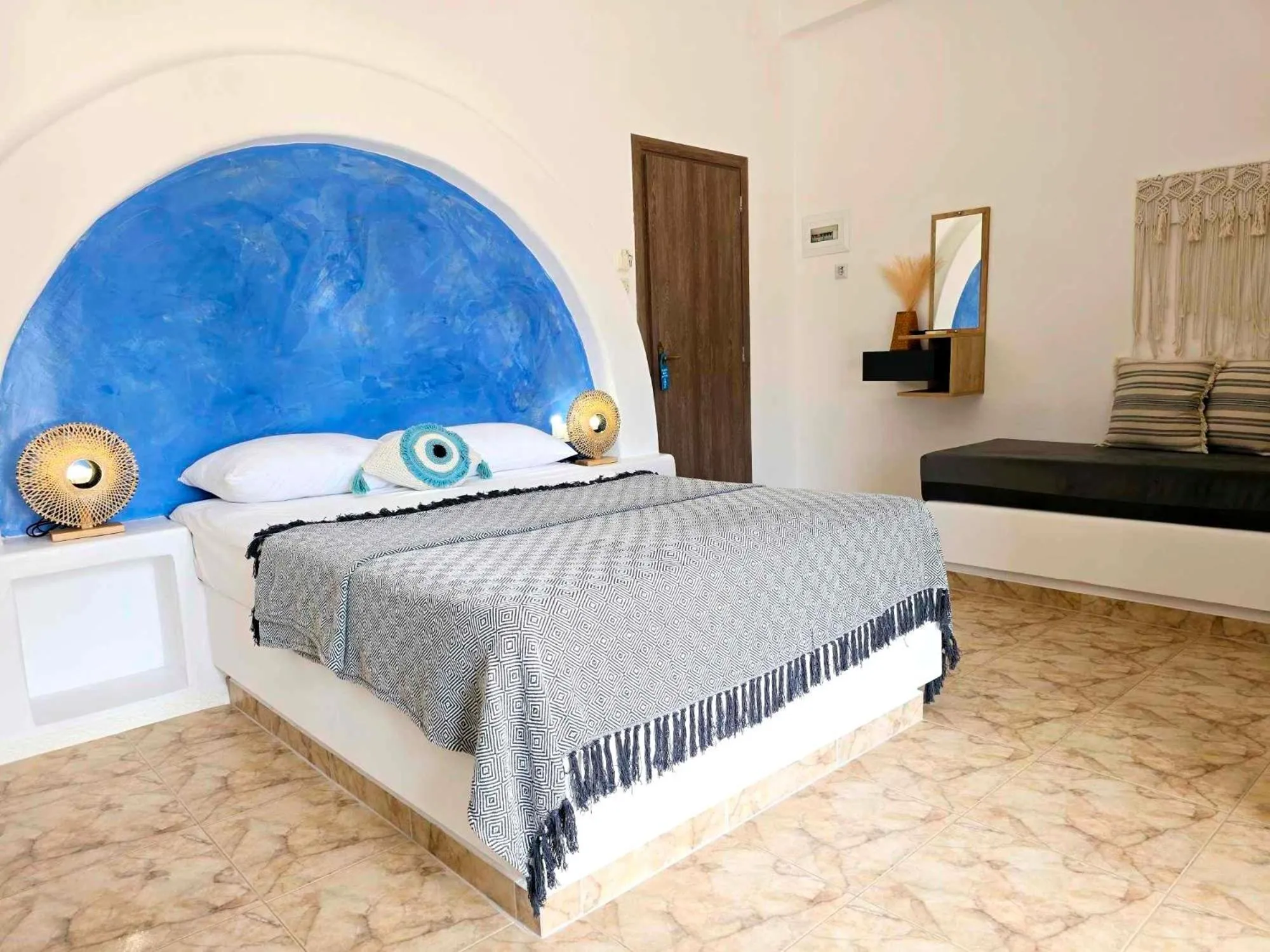 Bed in Papafotis Apartments & Suites
