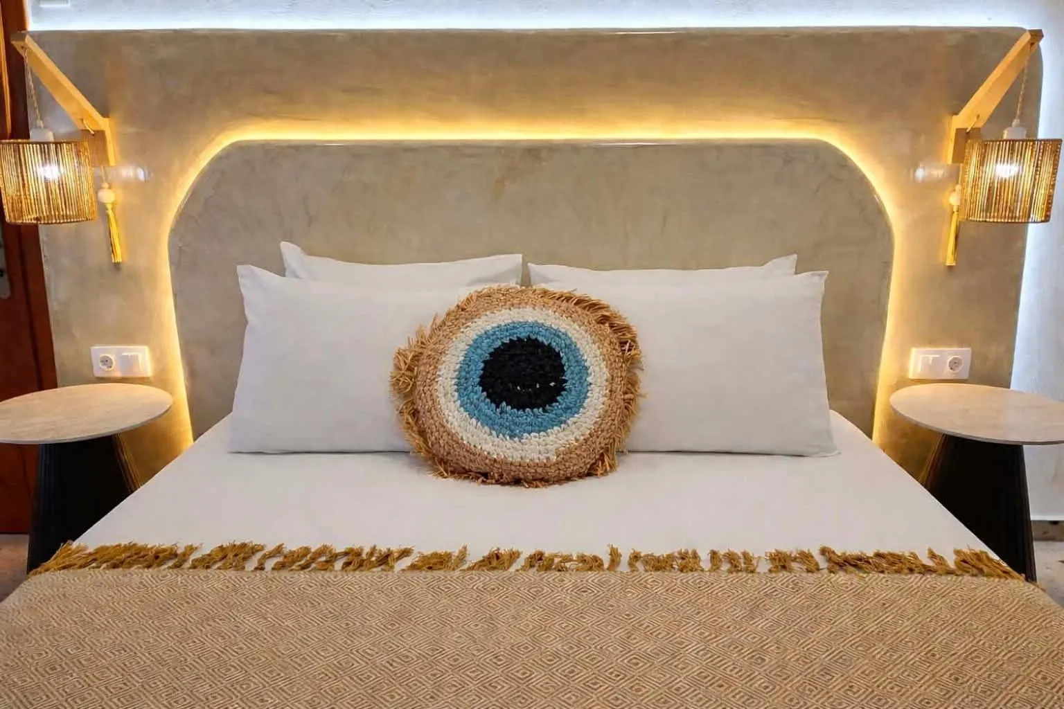 Bed in Papafotis Apartments & Suites