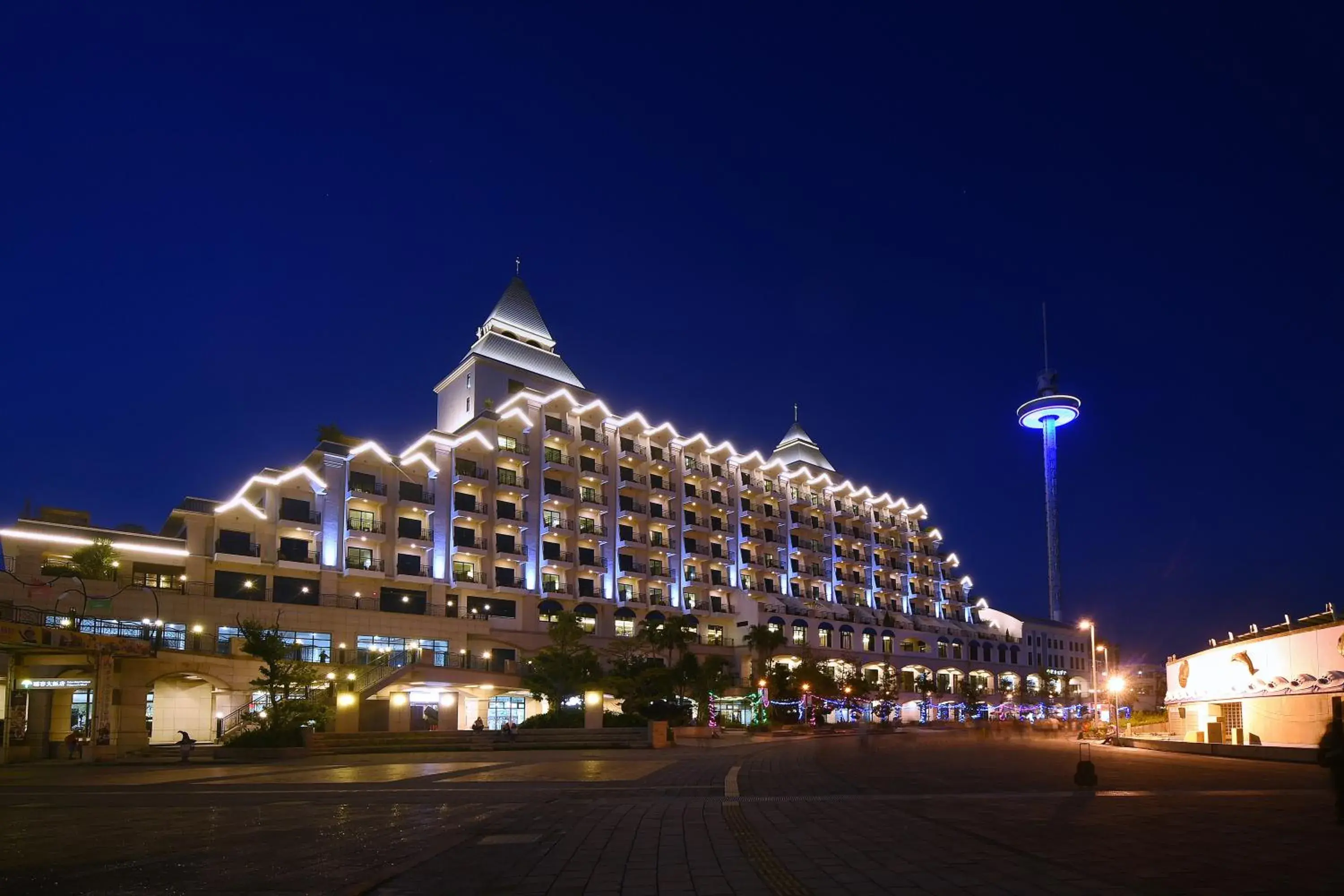 Property Building in Fullon Hotel Tamsui Fishermen's Wharf