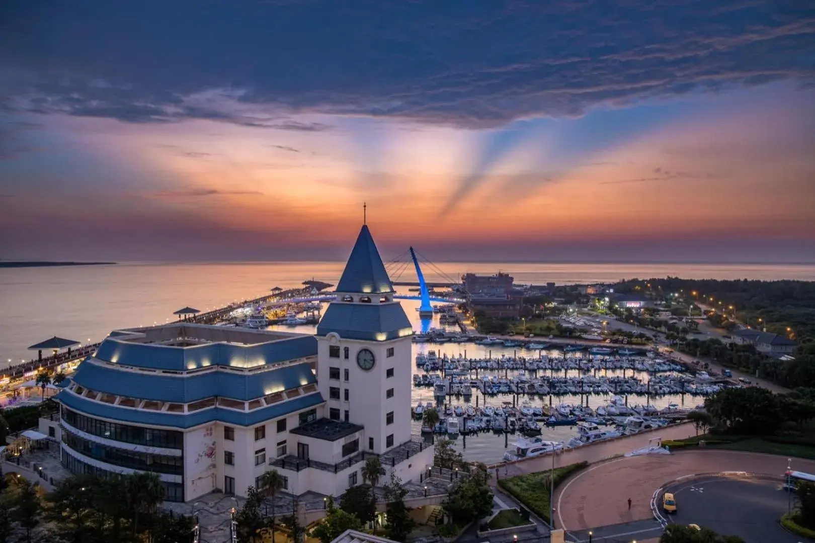 Bird's-eye View in Fullon Hotel Tamsui Fishermen's Wharf