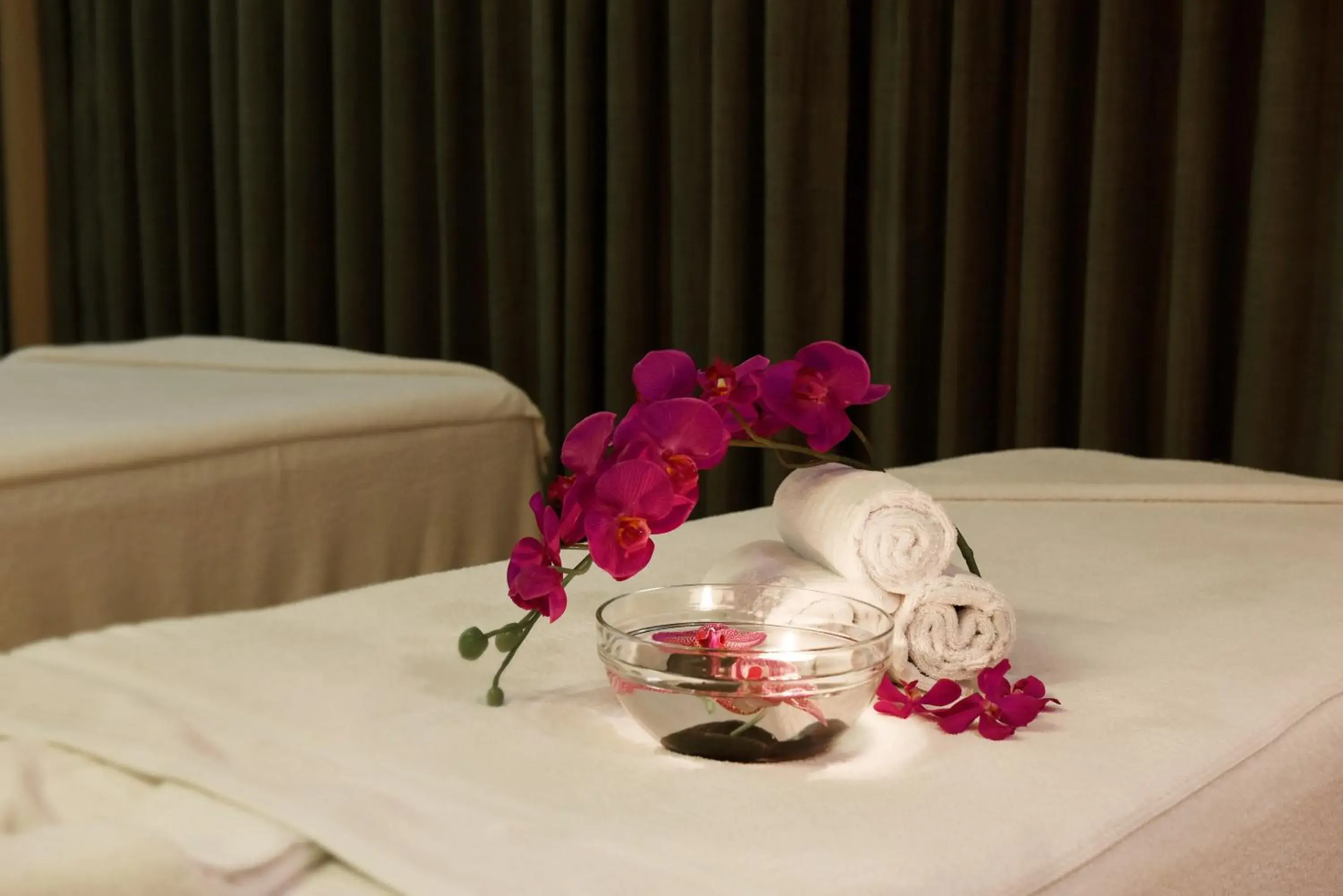 Spa and wellness centre/facilities, Bed in Fullon Hotel Tamsui Fishermen's Wharf