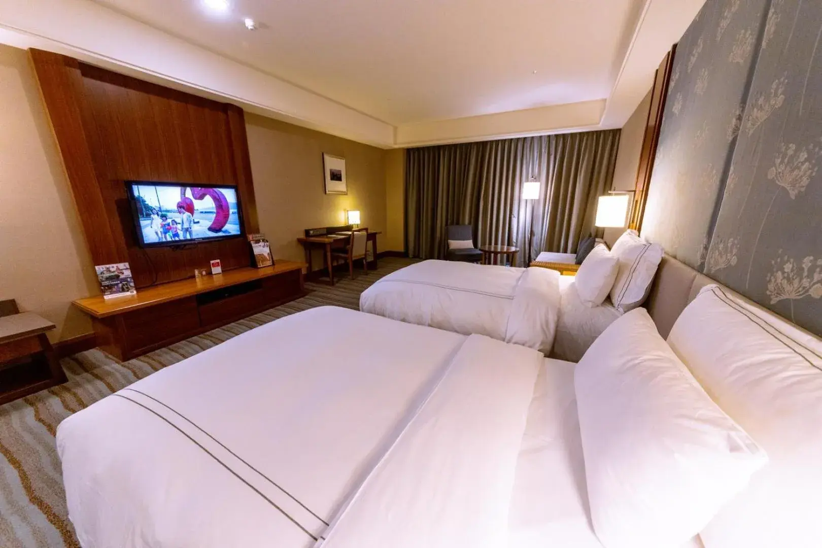 Bed in Fullon Hotel Tamsui Fishermen's Wharf